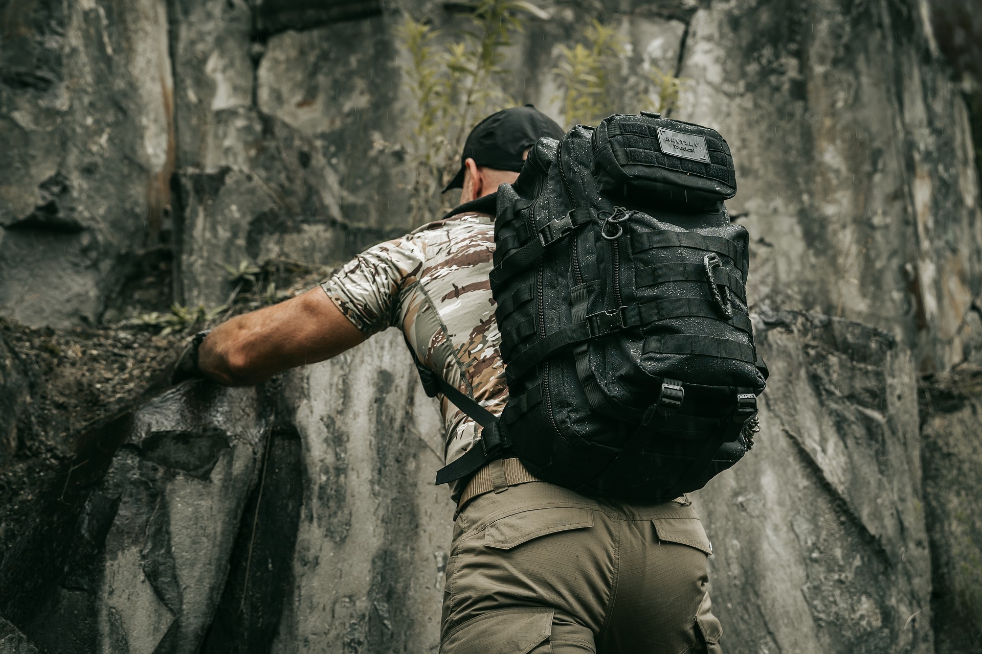 Plecak Brytzky Tactical Polygon Large 36 l - Black