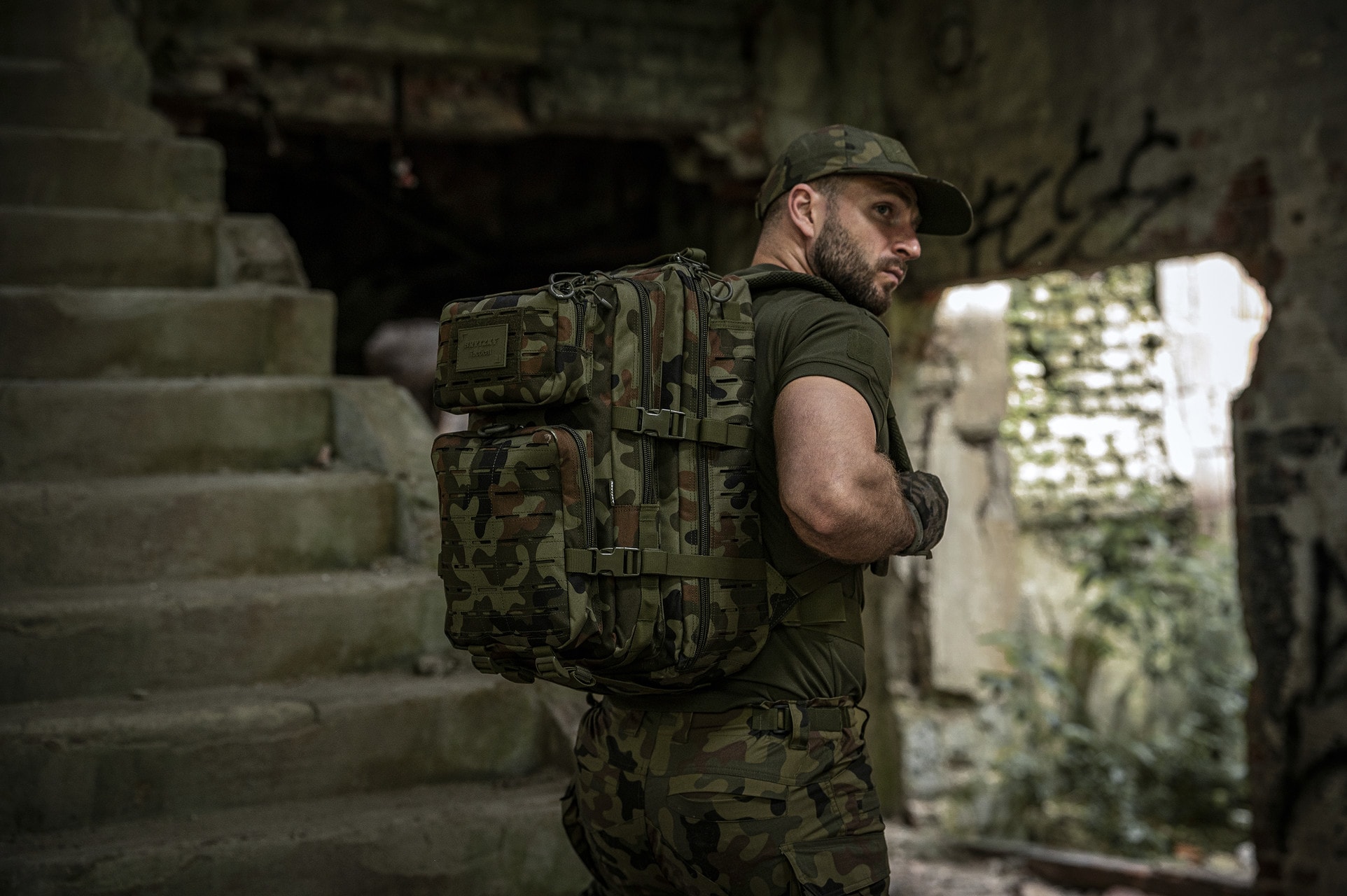 Plecak Brytzky Tactical Polygon Large Laser Cut 36 l - wz.93 Pantera PL Woodland