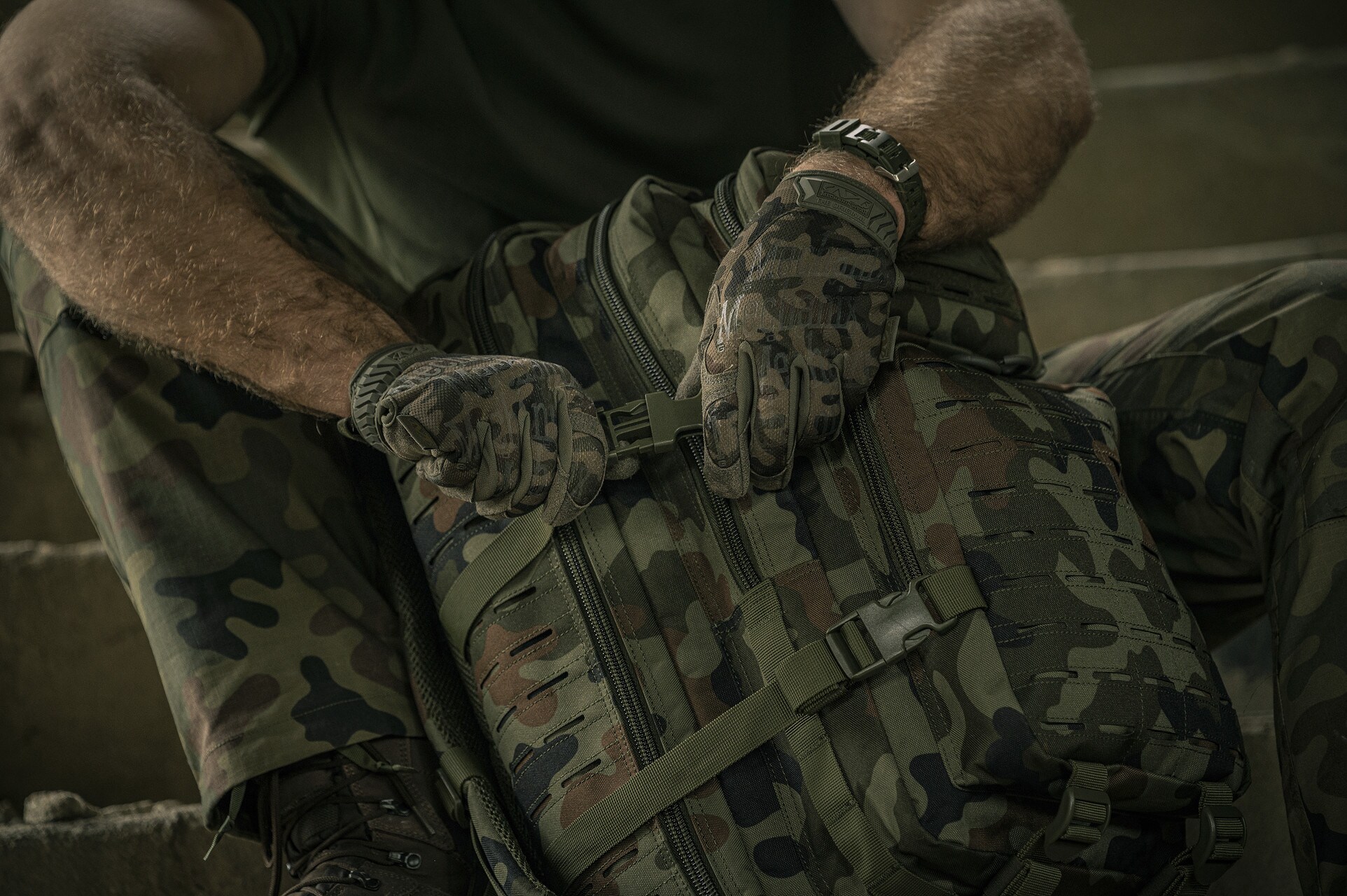 Plecak Brytzky Tactical Polygon Large Laser Cut 36 l - wz.93 Pantera PL Woodland