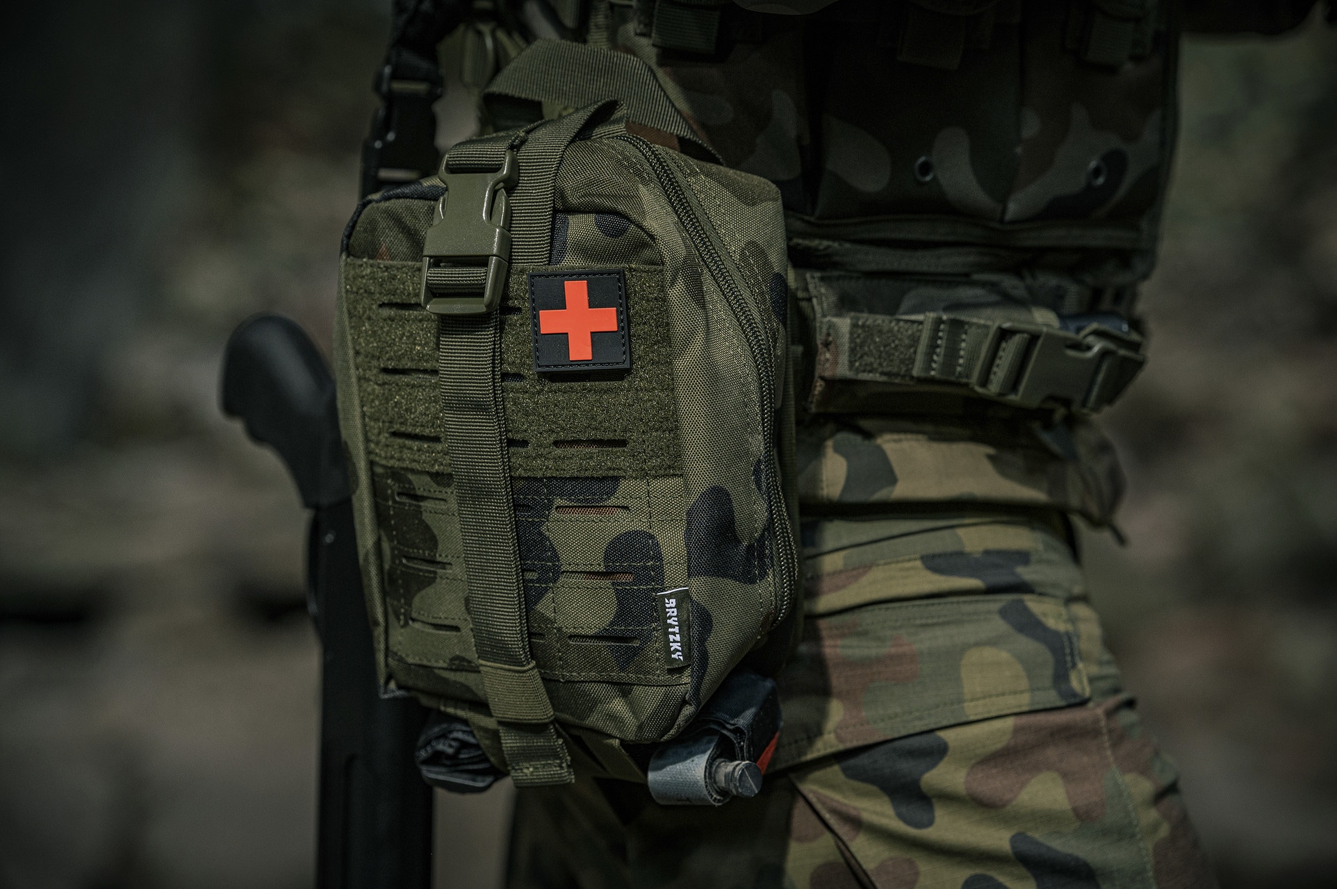 Apteczka taktyczna Brytzky Tactical MOLLE IFAK - wz.93 Pantera PL Woodland