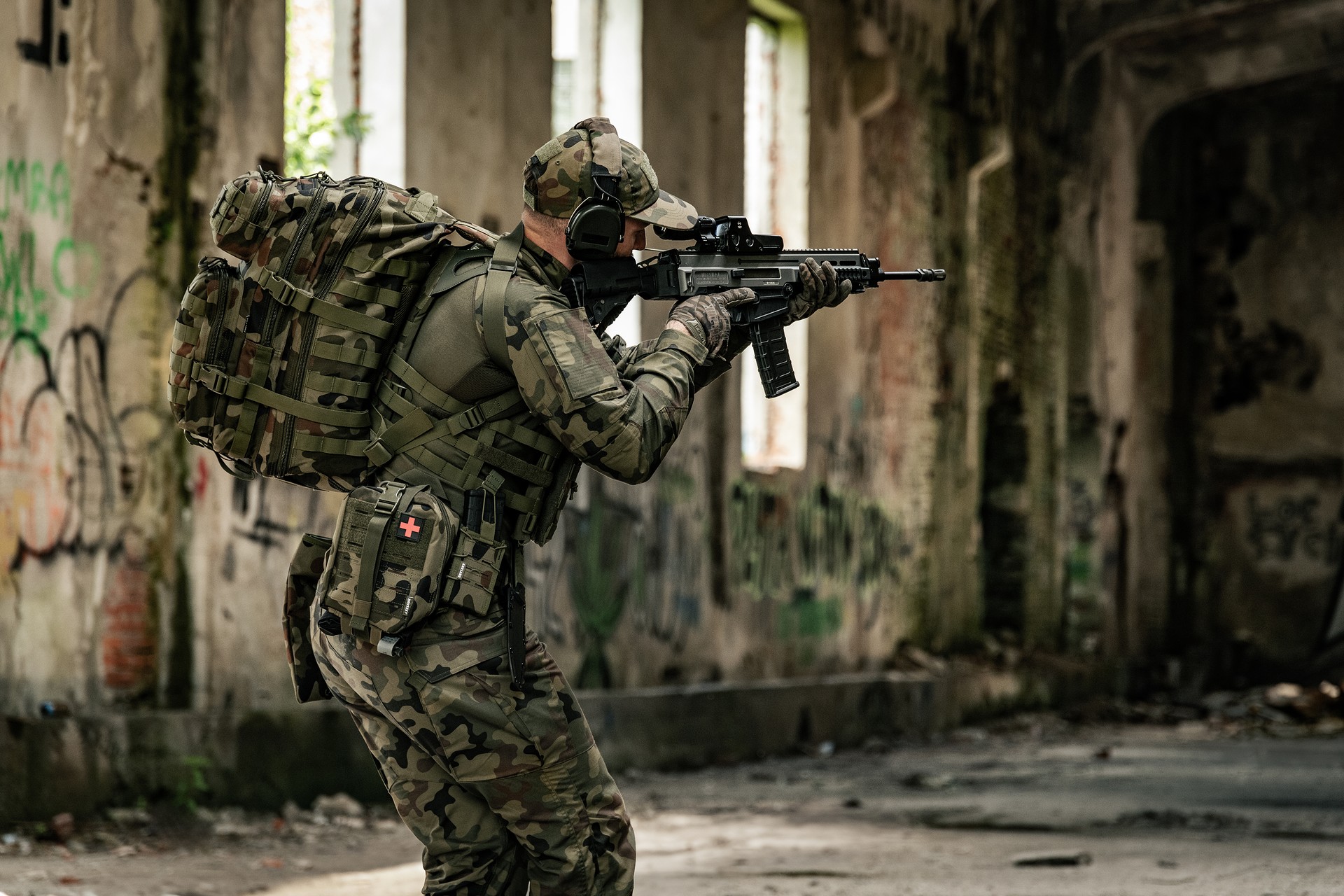 Brytzky Tactical Dutyslot Pouch for rifle magazine - wz.93 Pantera PL Woodland