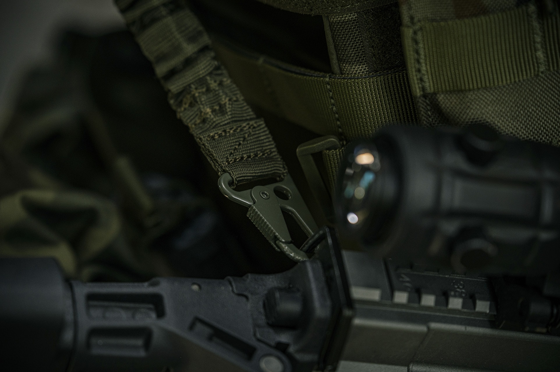 Zawieszenie taktyczne 2-punktowe Brytzky Tactical Link - Olive