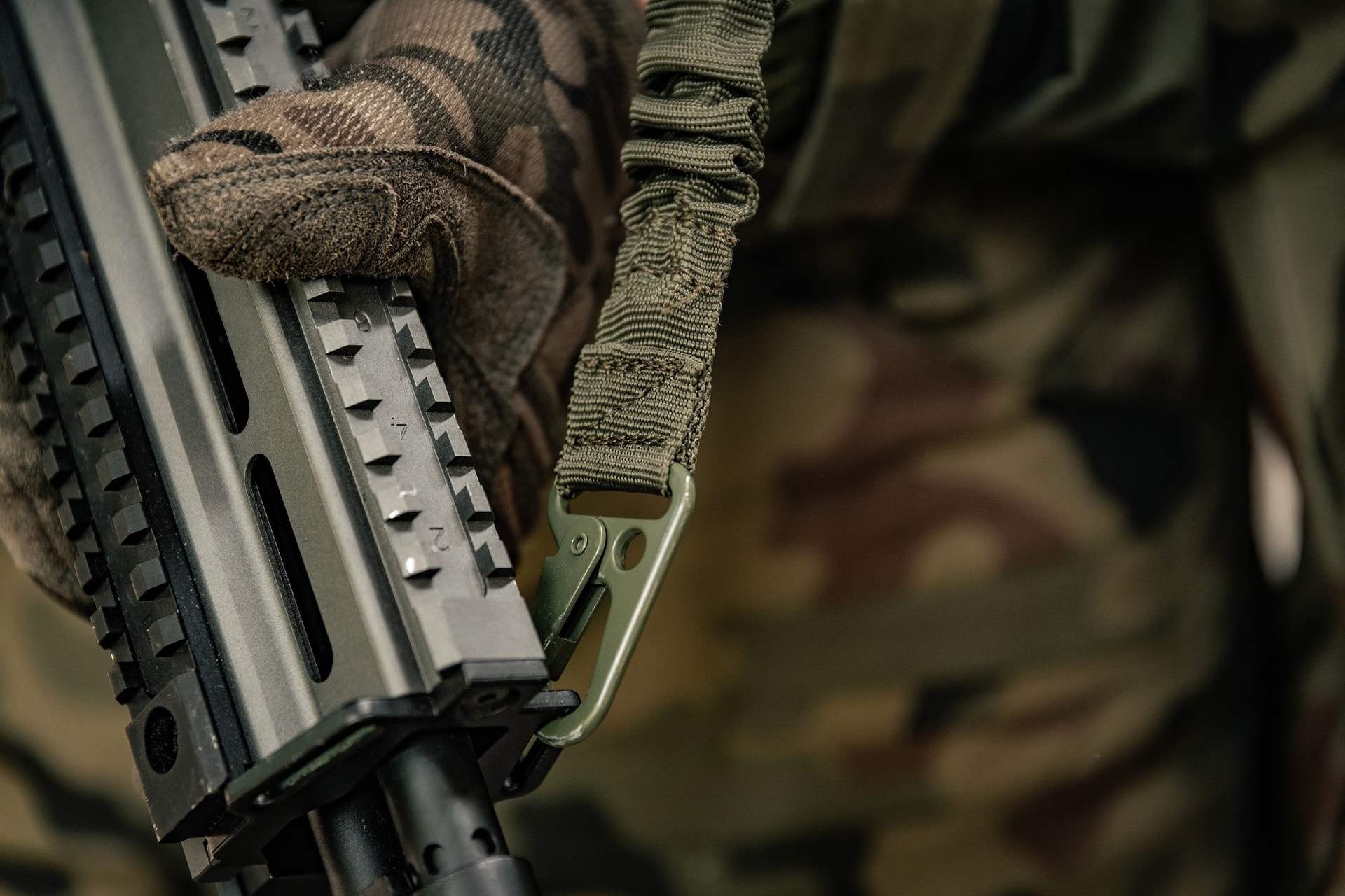 Zawieszenie taktyczne 2-punktowe Brytzky Tactical Link - Olive