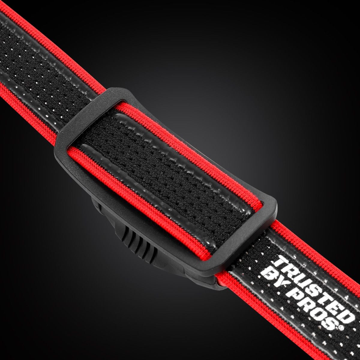 Latarka czołowa Mactronic Vizo RC - 720 lumenów