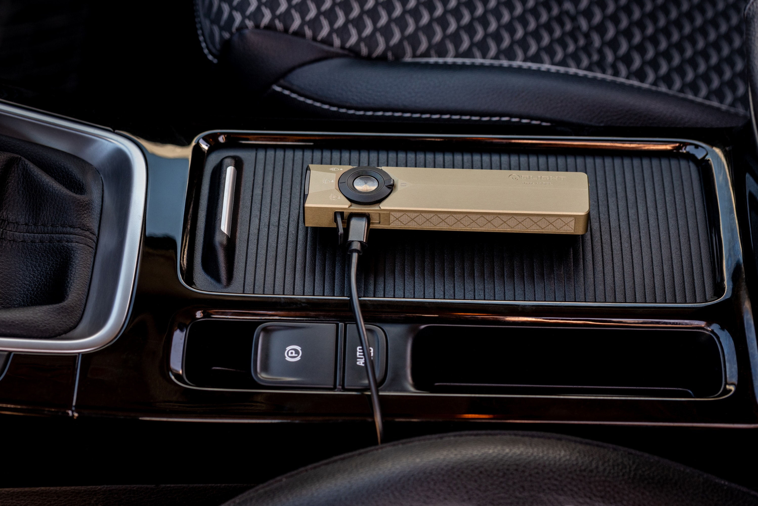 Ліхтарик Olight ArkPro Ultra Class 1 Cool White Olive Green - 1700 люменів