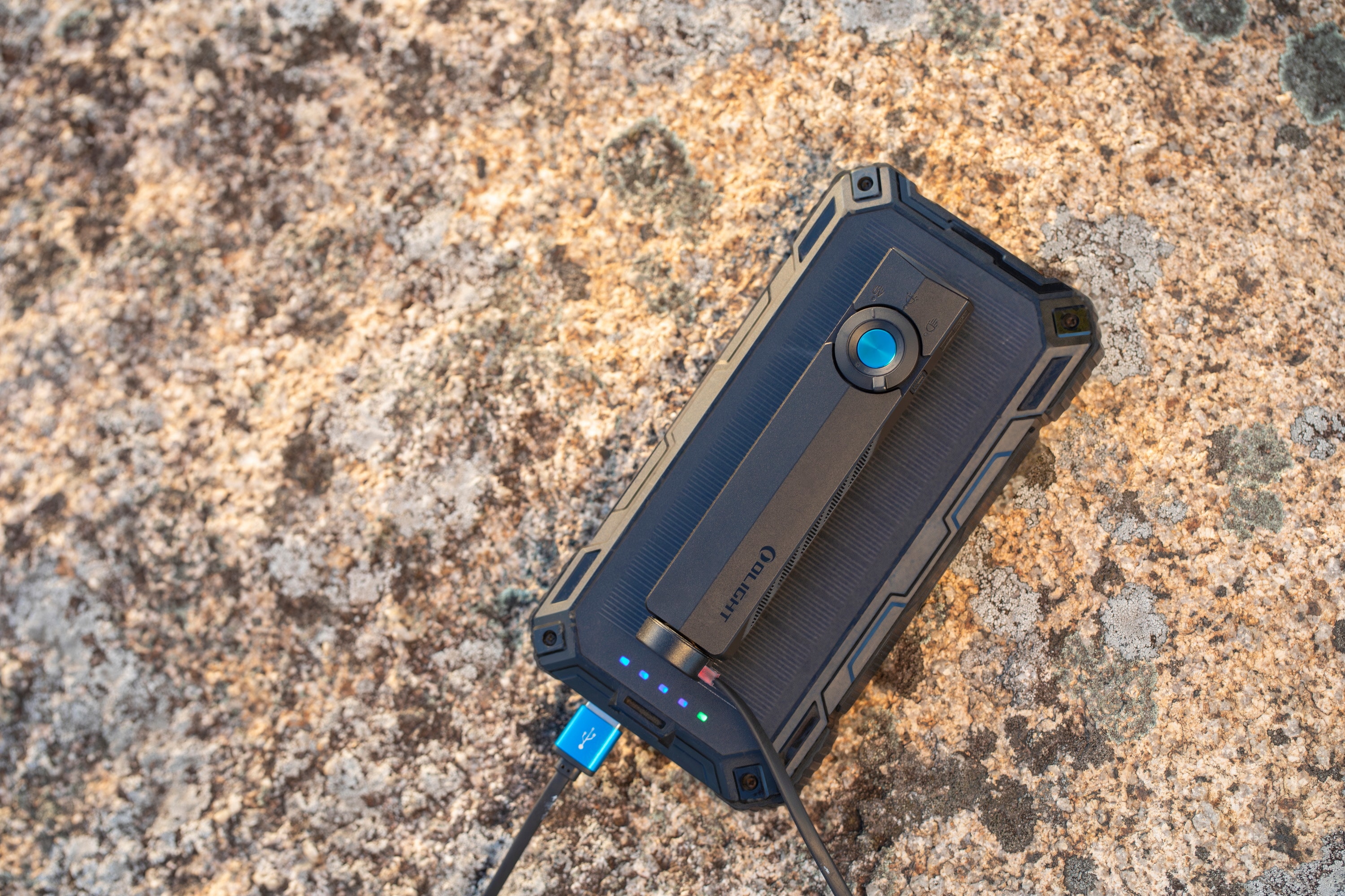 Latarka Olight ArkPro Class 1 Cool White Matte Black - 1500 lumenów