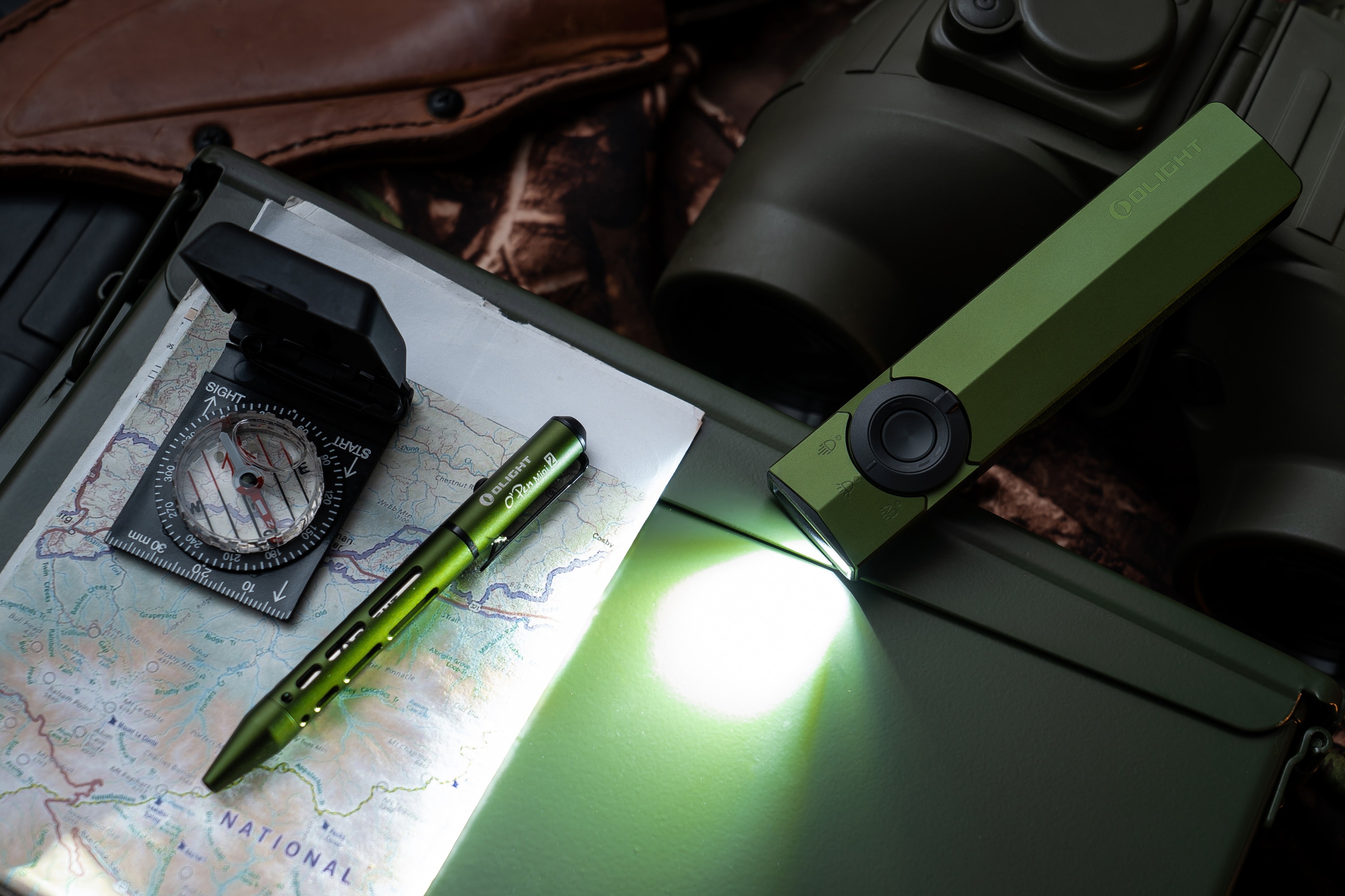Latarka Olight ArkPro Class 1 Cool White OD Green - 1500 lumenów