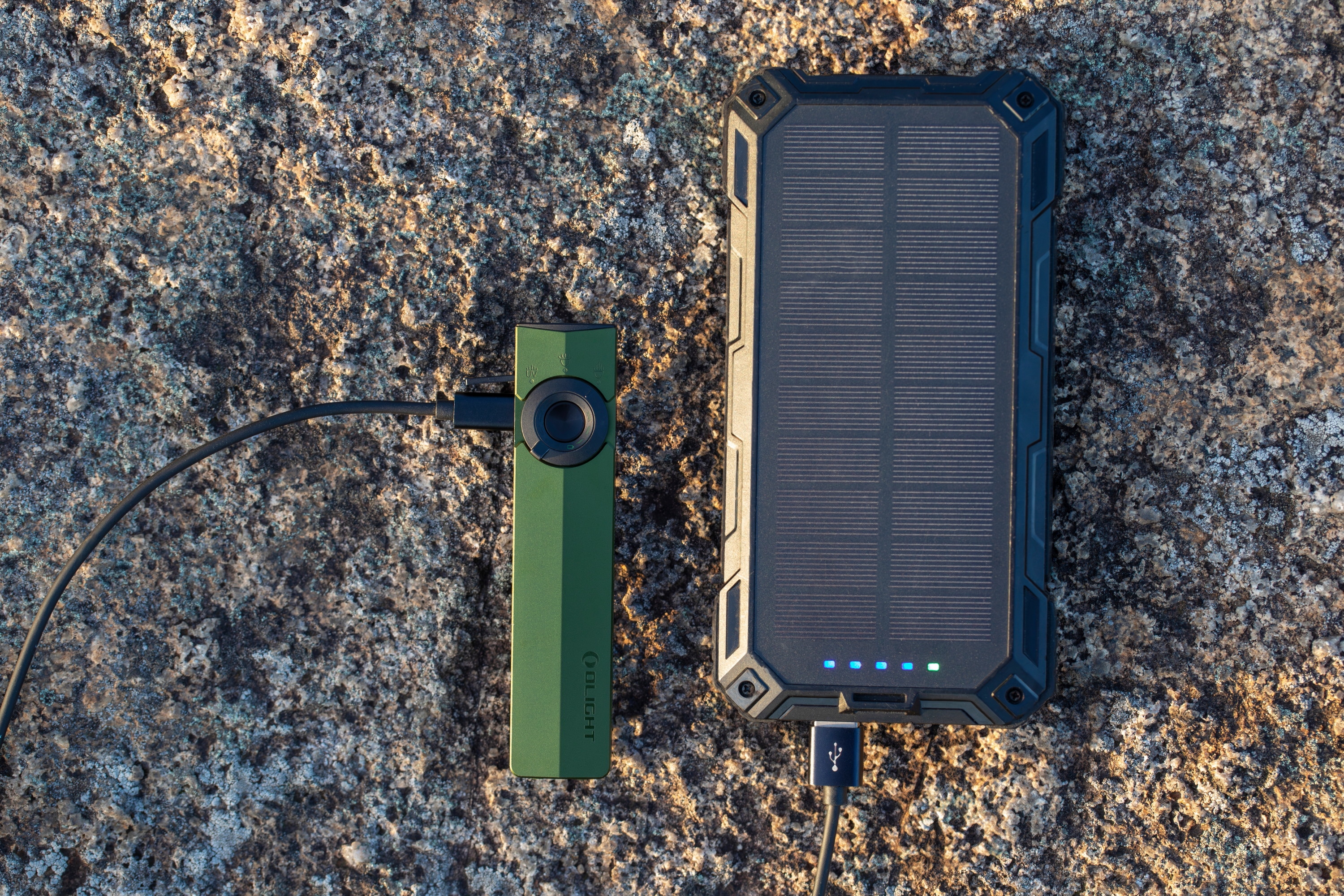 Latarka Olight ArkPro Class 1 Cool White OD Green - 1500 lumenów