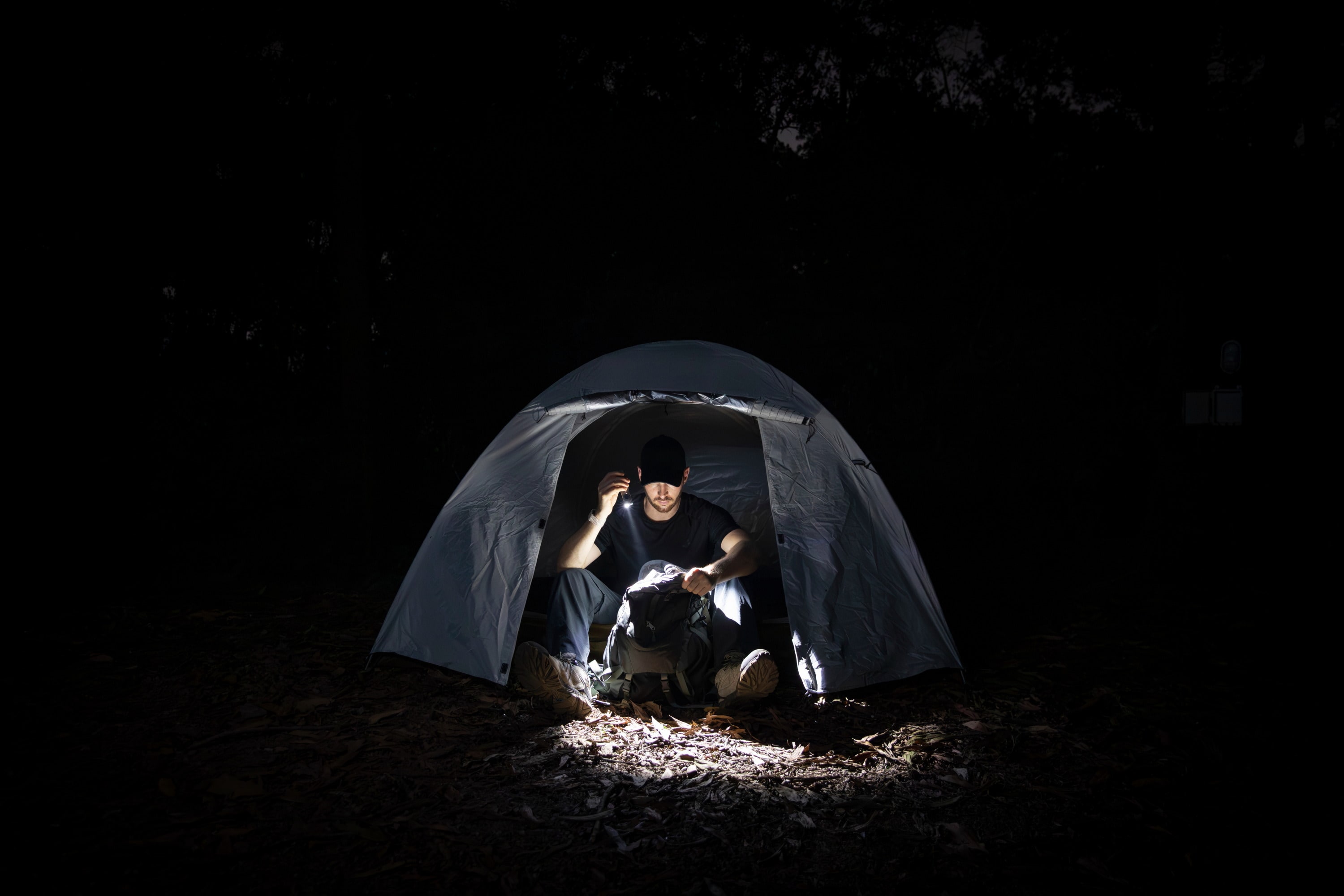 Latarka Olight ArkPro Class 1 Cool White Orange - 1500 lumenów