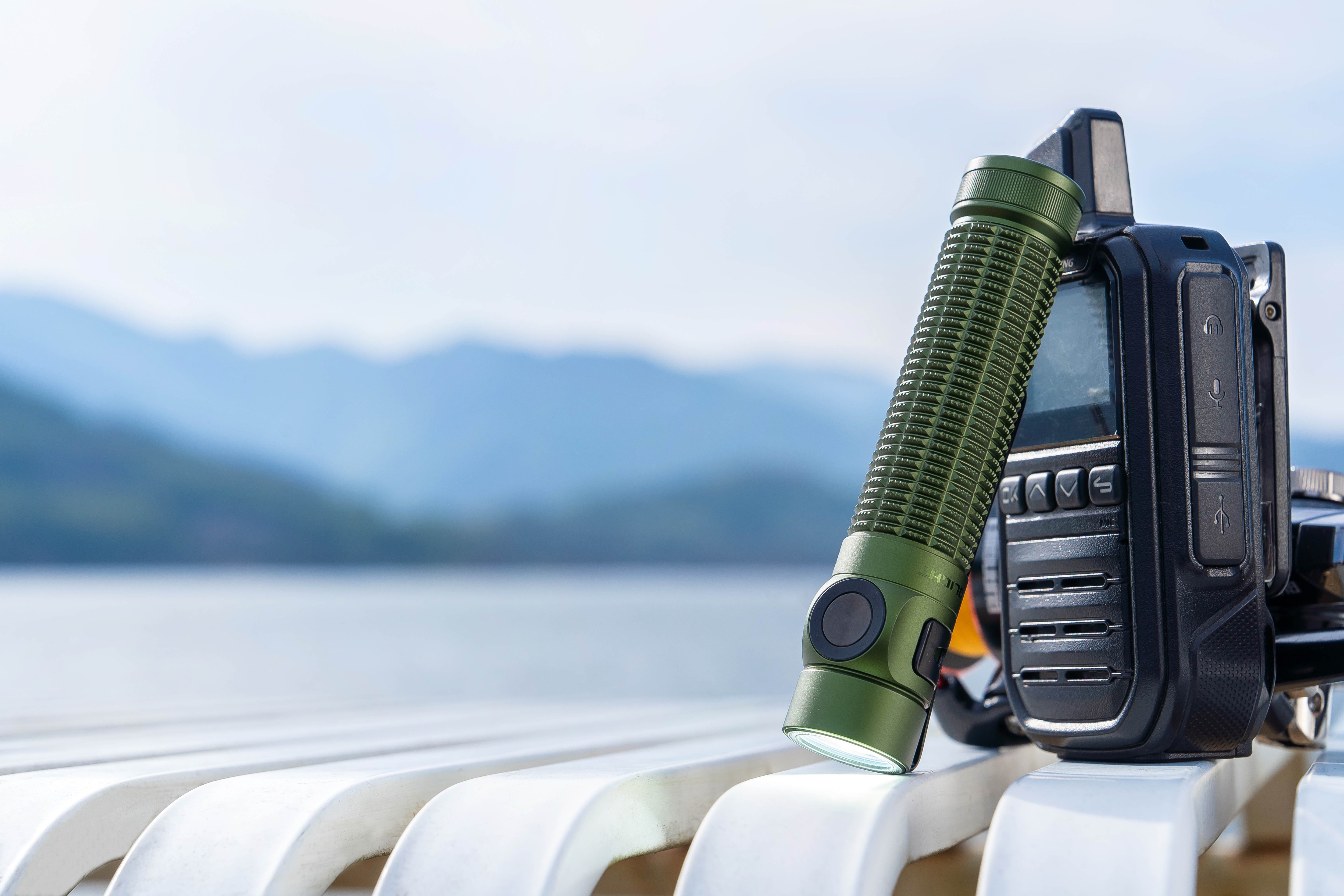 Latarka Olight Baton 4 Pro OD Green - 1600 lumenów