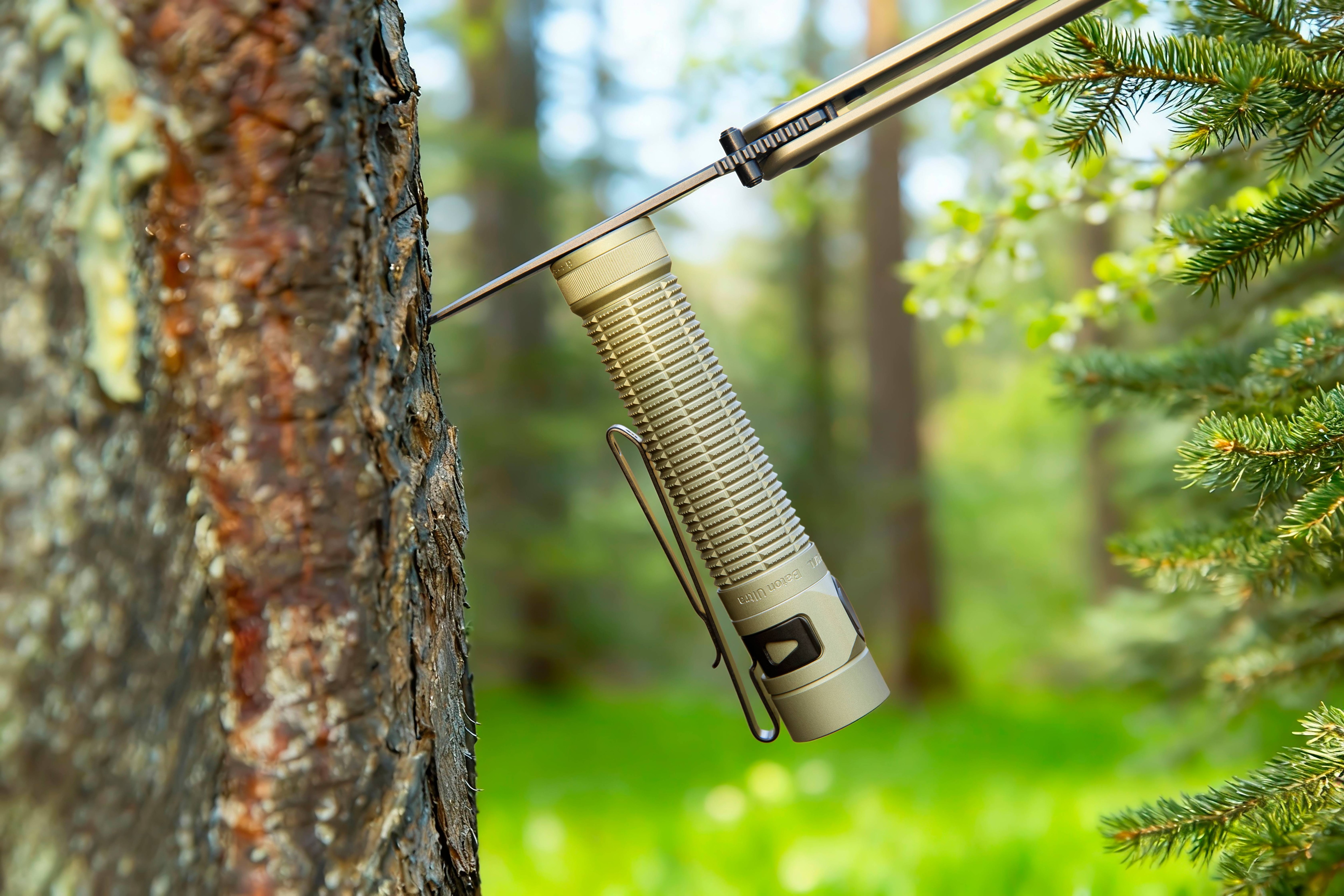 Latarka Olight Baton Ultra Olive Green - 1800 lumenów