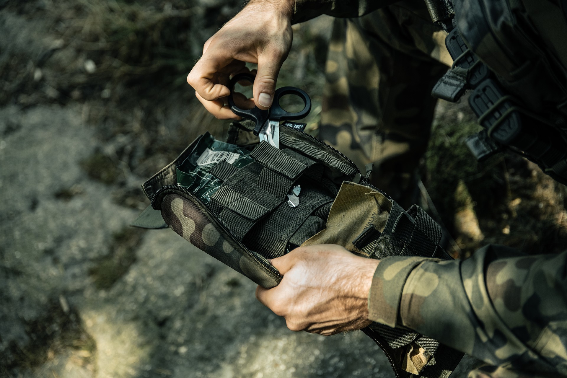 Аптечка Mil-Tec IFAK Pouch Laser Cut - wz.93 Pantera PL Woodland