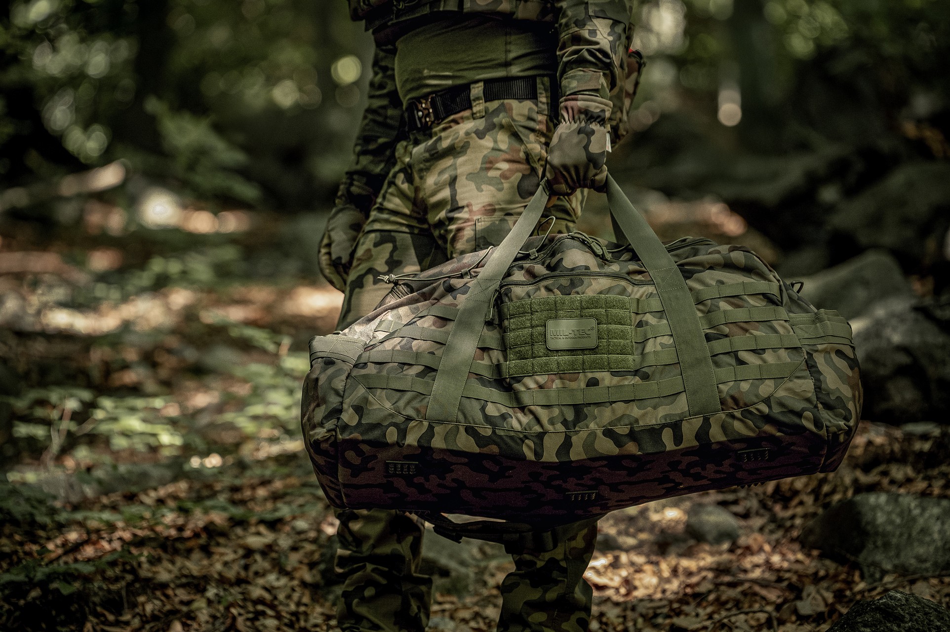 Torba Mil-Tec US Combat Parachute Cargo Large 105 l - wz.93 Pantera PL Woodland