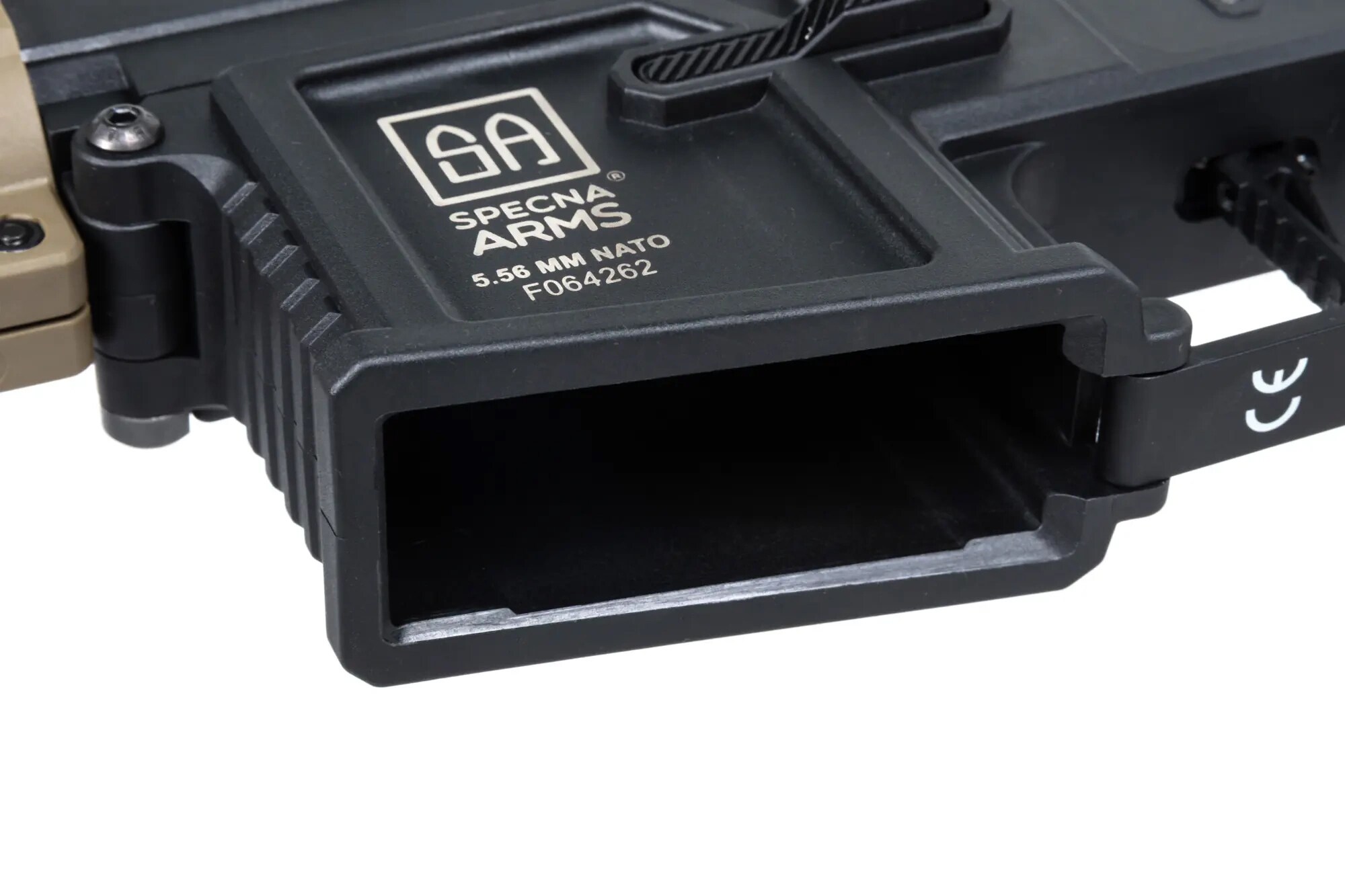 Karabinek szturmowy AEG Specna Arms SA-F04-RL Flex Light Ops Stock New Receiver HAL ETU Gen. 2 - Half-Tan
