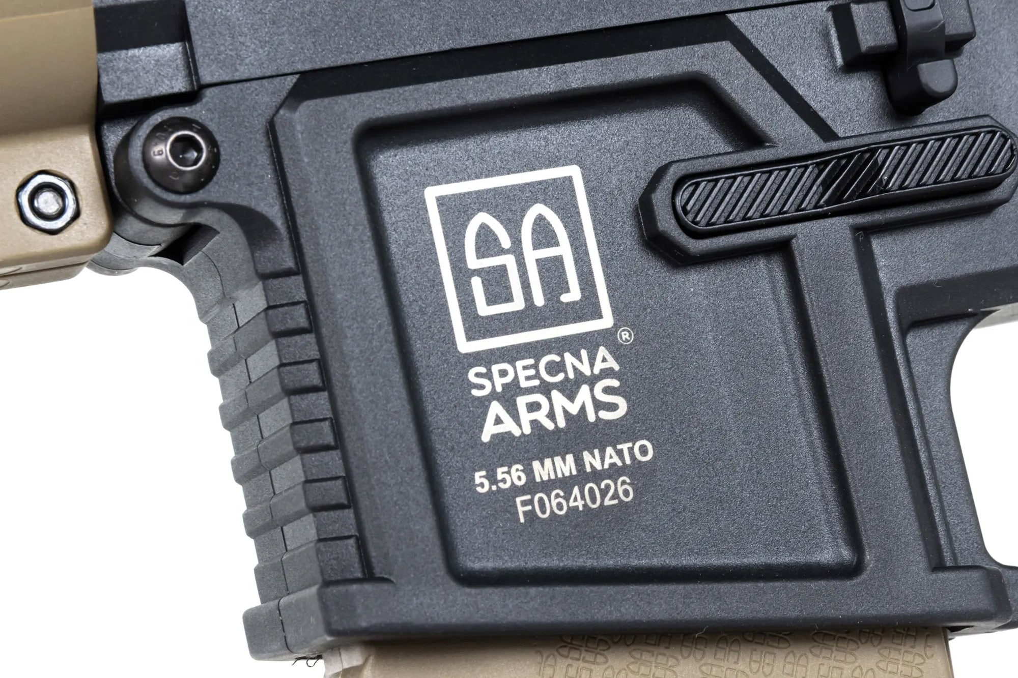 Karabinek szturmowy AEG Specna Arms SA-F05-RL Flex Light Ops Stock New Receiver HAL ETU Gen. 2 - Half-Tan
