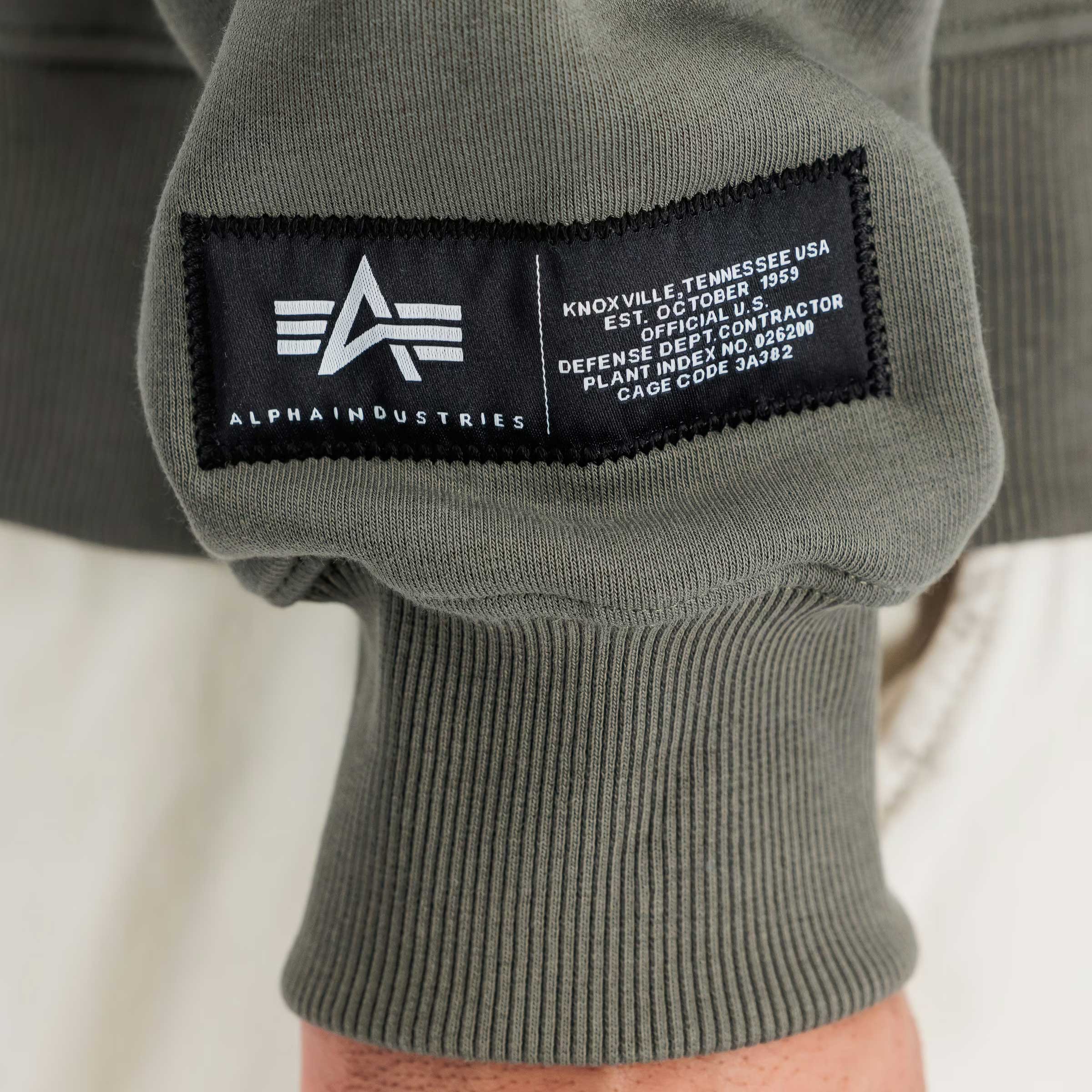 Кофта Alpha Industries Label Backprint - Dark Olive