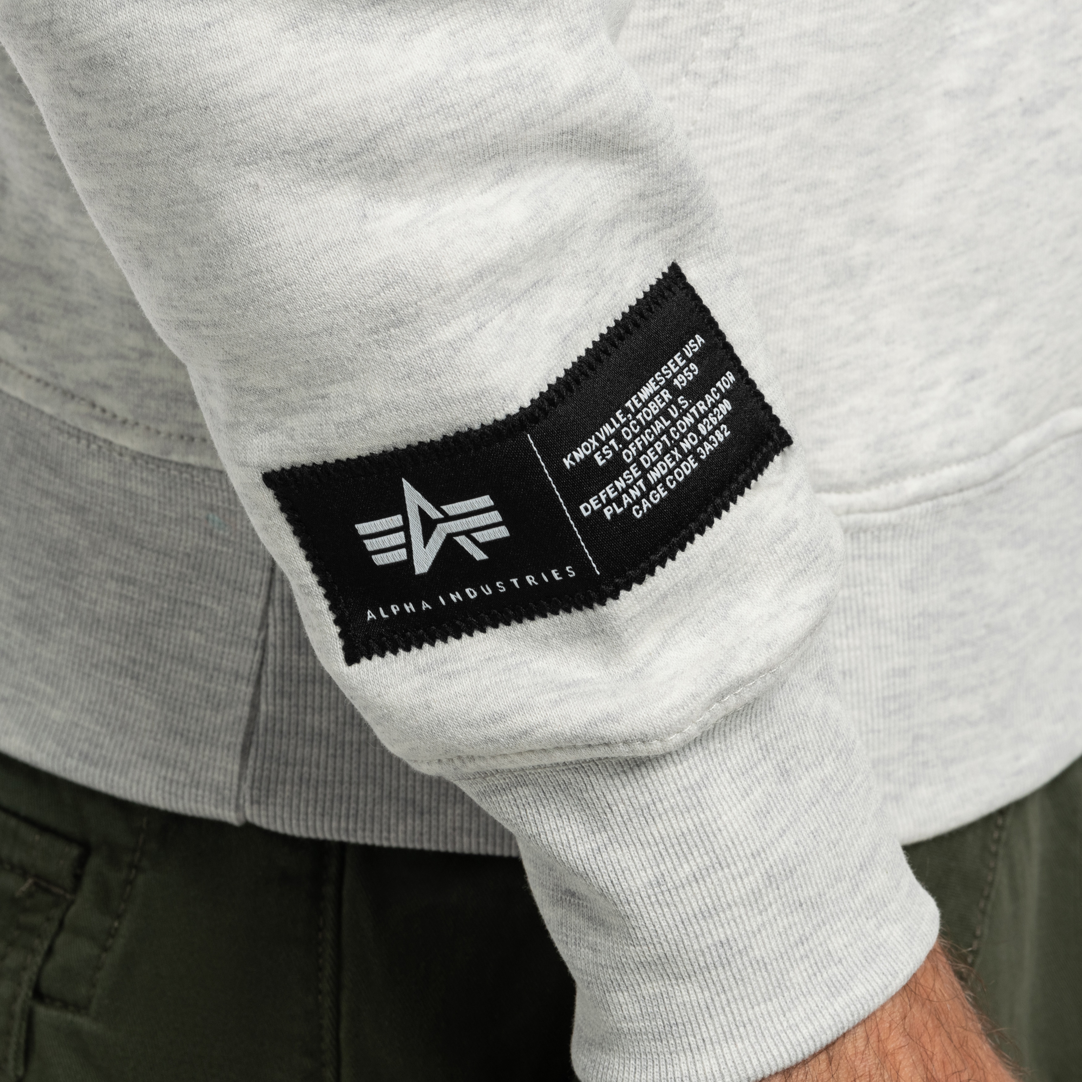 Bluza Alpha Industries Label Backprint Hoodie - Pastel Grey