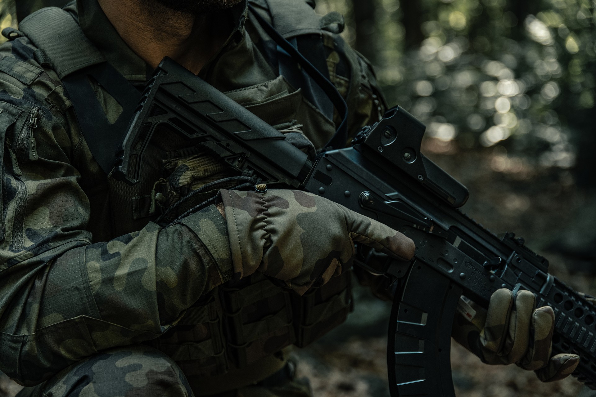 Зимові рукавиці Mil-Tec Softshell Thinsulate - wz.93 Pantera PL Woodland