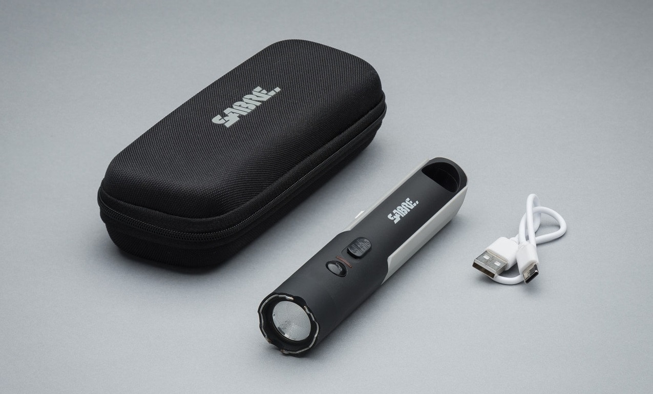 Електрошокер Sabre 2-in-1 Stun Gun з ліхтариком - Black