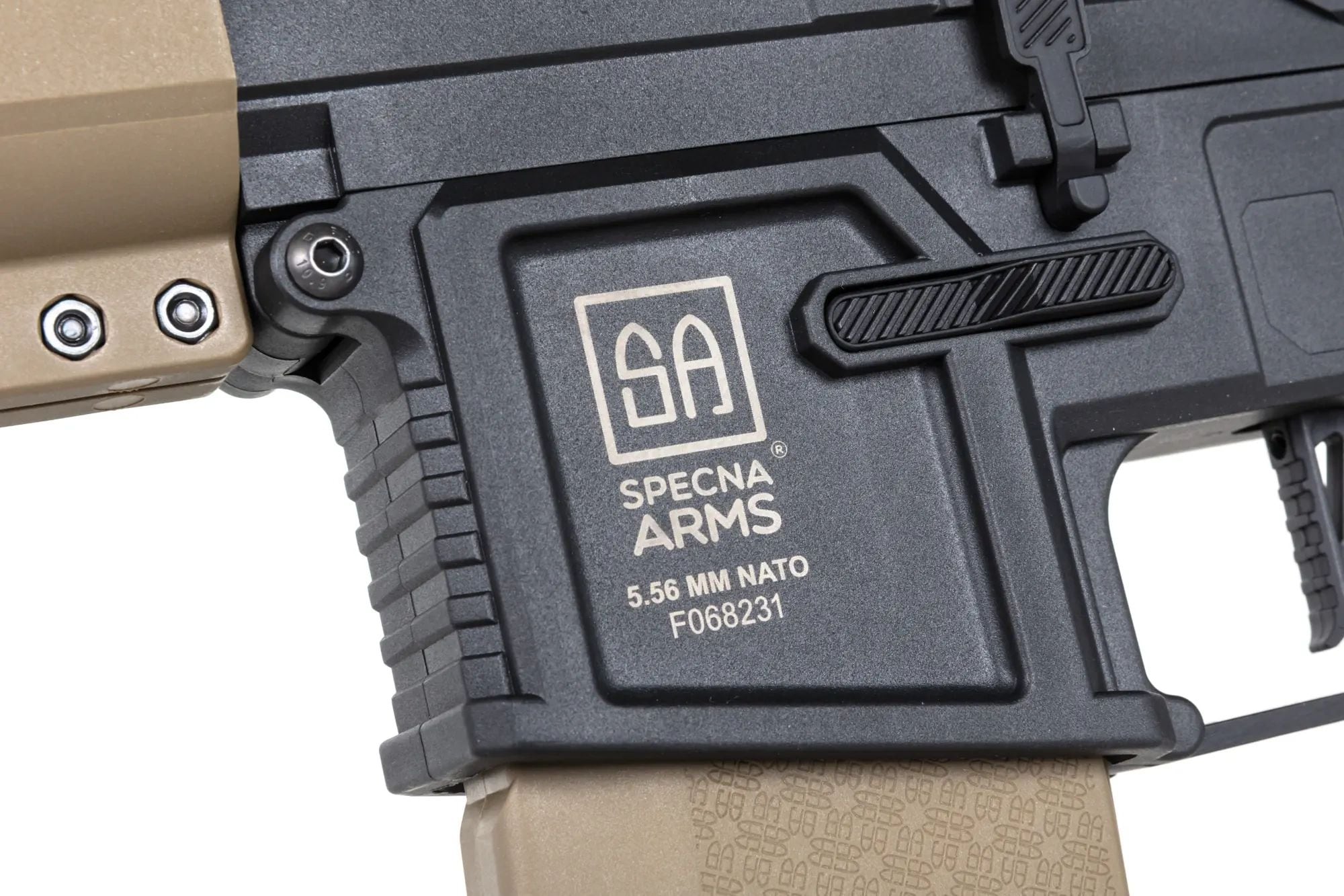 Штурмова гвинтівка AEG Specna Arms SA-F05-RL Flex BLDC Light Ops Stock HAL ETU Gen. 2 - Half-Tan