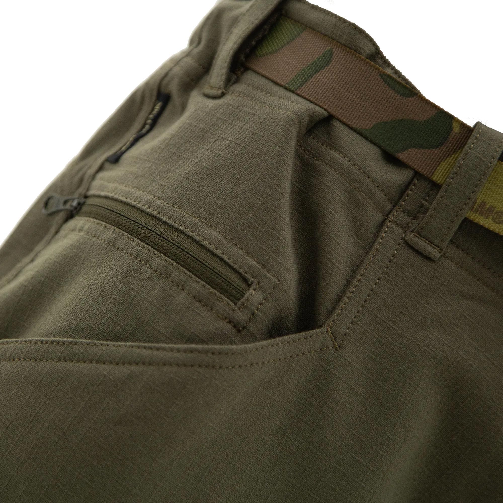 Szorty Carinthia Goldeck - Olive