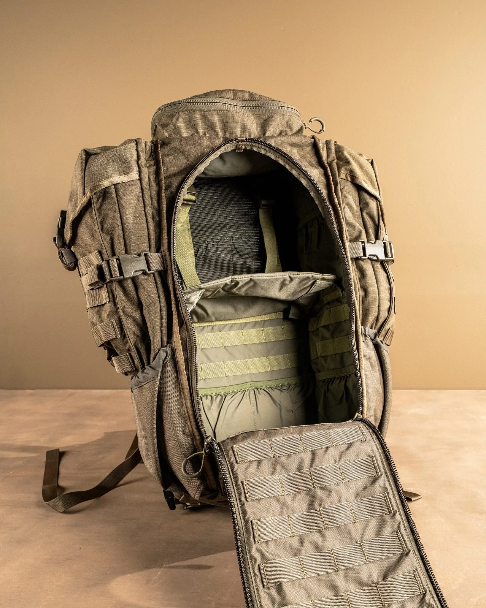 Рюкзак Eberlestock Phantom 42,6 л - Military Green