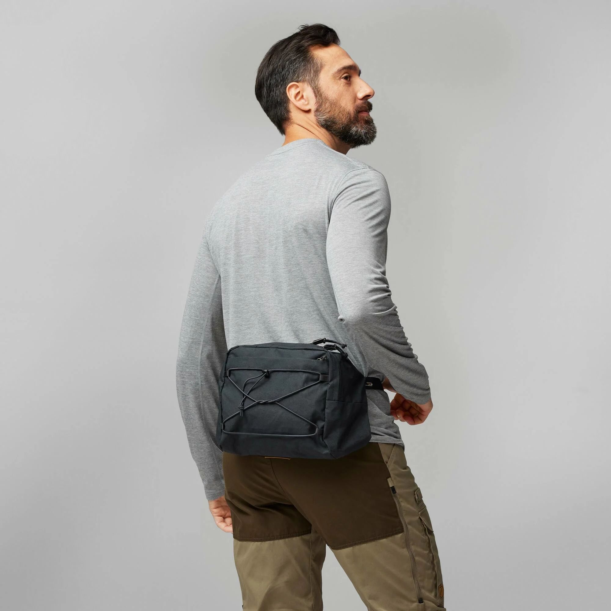 Plecak Fjallraven Kajka M/L 65 l - Coal Black