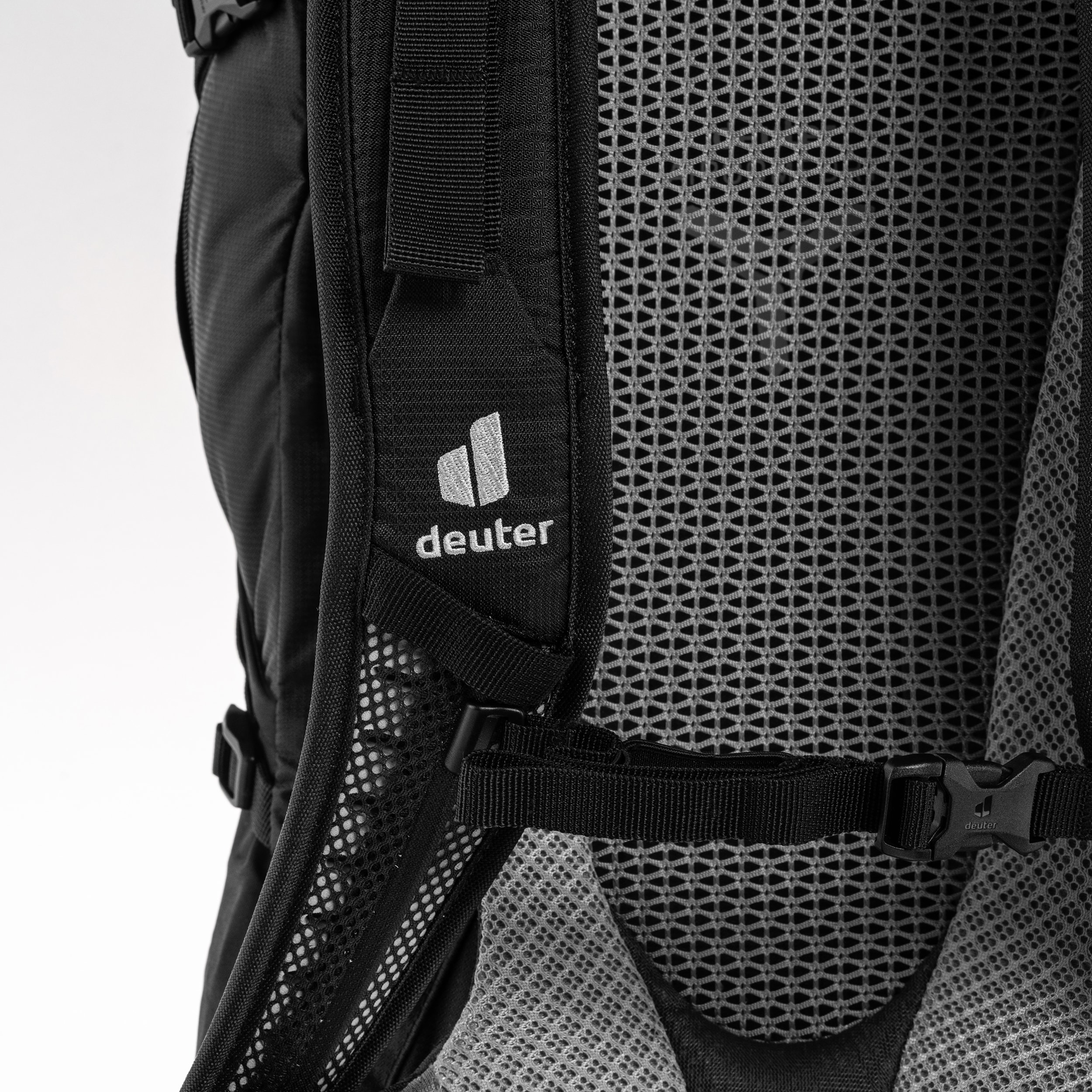 Plecak Deuter Futura Jaypack Pro 36 l - Black