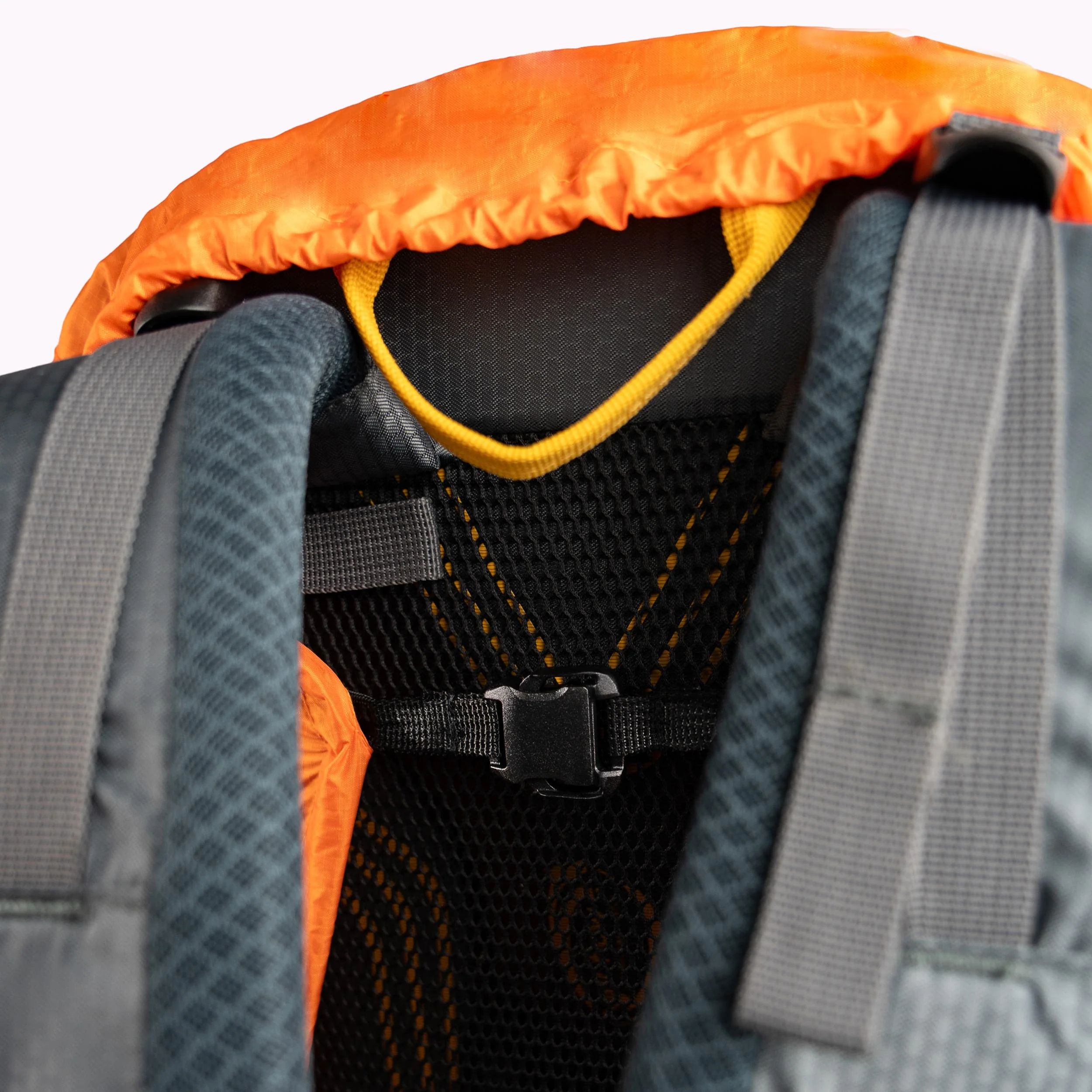 Pokrowiec na plecak Highlander Outdoor Duck’s Back Raincover Small 18-30 l - Orange
