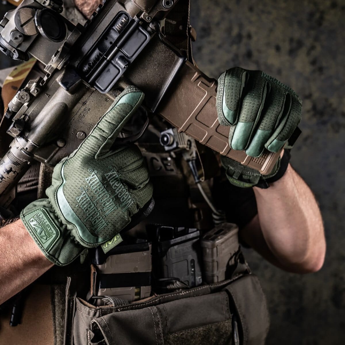 Rękawice taktyczne Mechanix Wear FastFit - Olive Drab