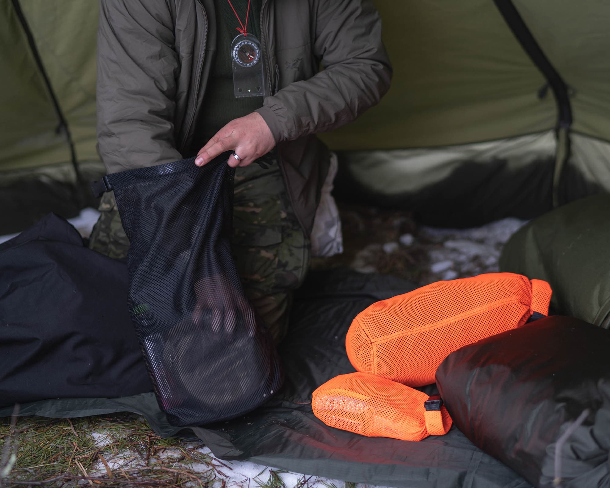 Worek transportowy Savotta Stuffsack Rolltop Mesh 10 l - Black