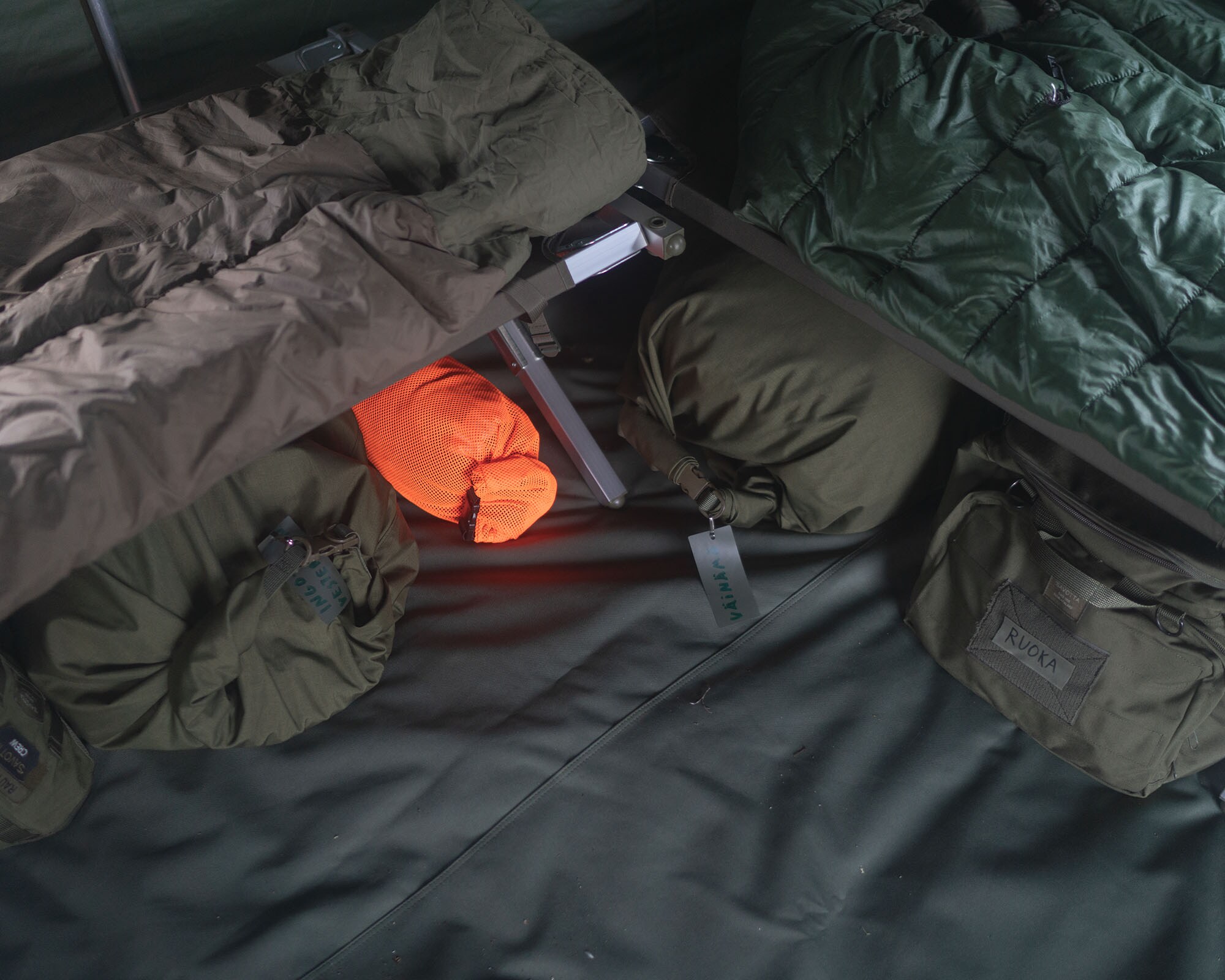 Worek transportowy Savotta Stuffsack Rolltop Mesh 20 l - Orange