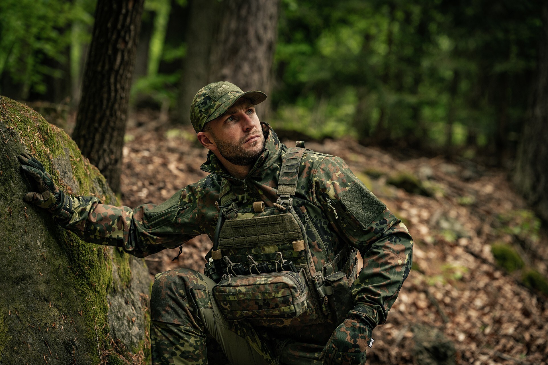 Potrójna ładownica Lindnerhof Mag Panel X3 PA098/II na magazynki 5,56 mm - Flecktarn