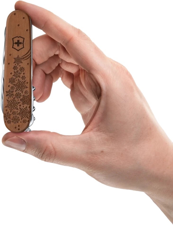 Багатофункціональний ніж Victorinox Climber Wood Winter Magic Limited Edition 2025