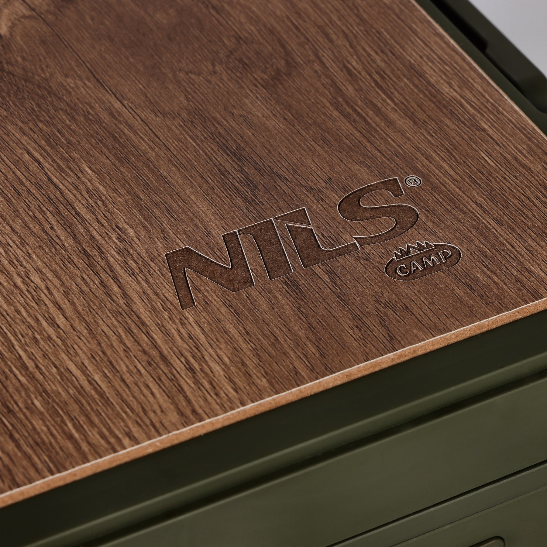 Skrzynia transportowa Nils Camp NCB4002 32 l z drewnianym blatem - Green