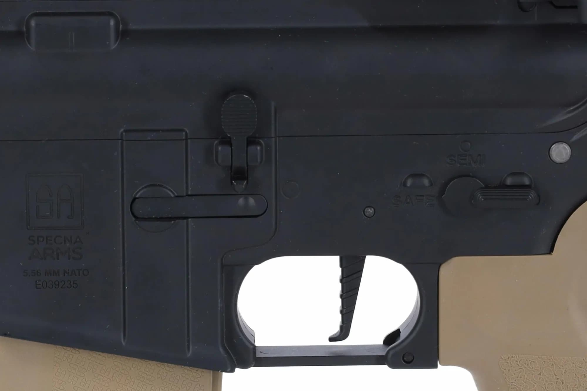 Karabinek szturmowy AEG Specna Arms SA-E20 Edge HAL 2 ETU Gen. 2 - Half-Tan