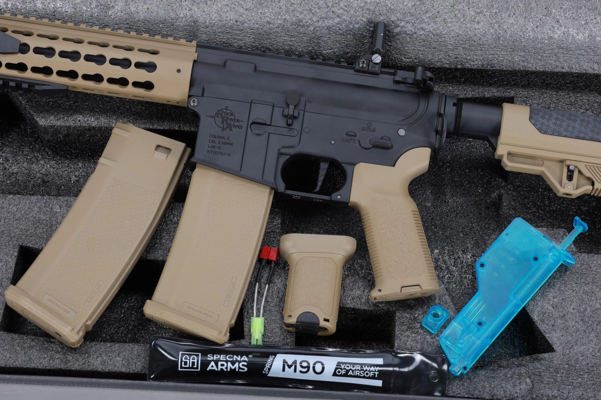 Штурмова гвинтівка AEG Specna Arms RRA SA-E07 Edge HAL 2 ETU Light Ops Stock Gen. 2 - Half-Tan
