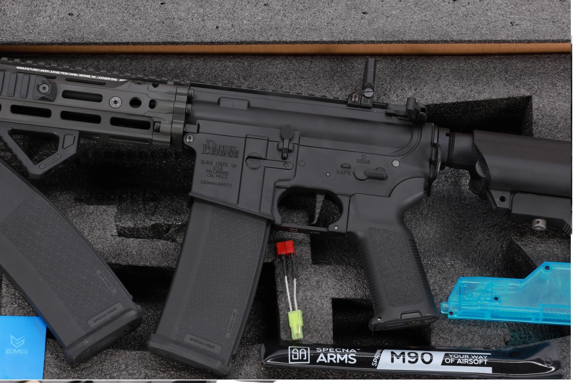 Karabinek szturmowy AEG Specna Arms Daniel Defense RIS III 10.5'' SA-E27 Edge HAL 2 ETU Gen. 2 - Chaos Grey
