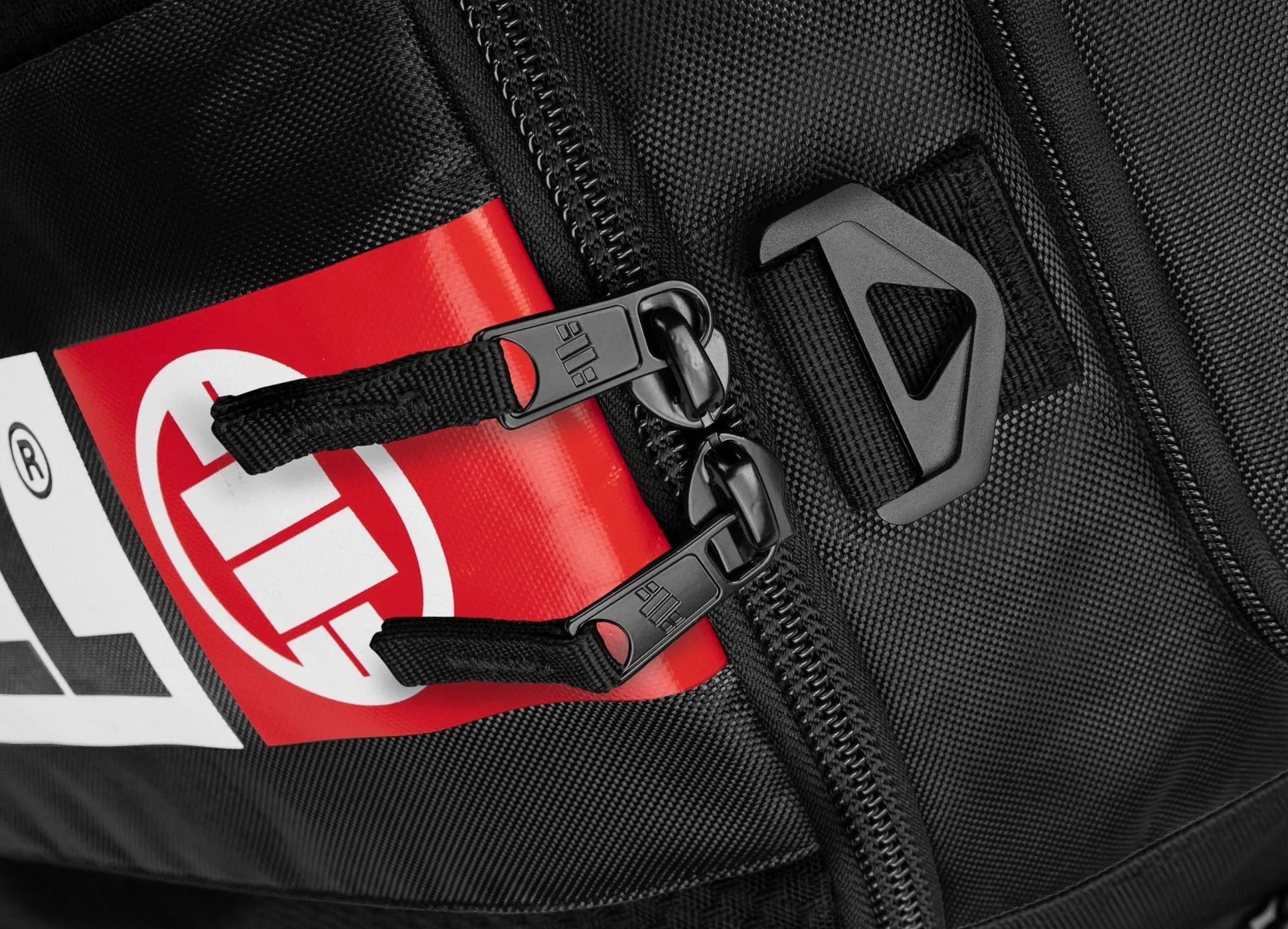 Plecak Pitbull Hilltop Big Convertible 60 l - Black