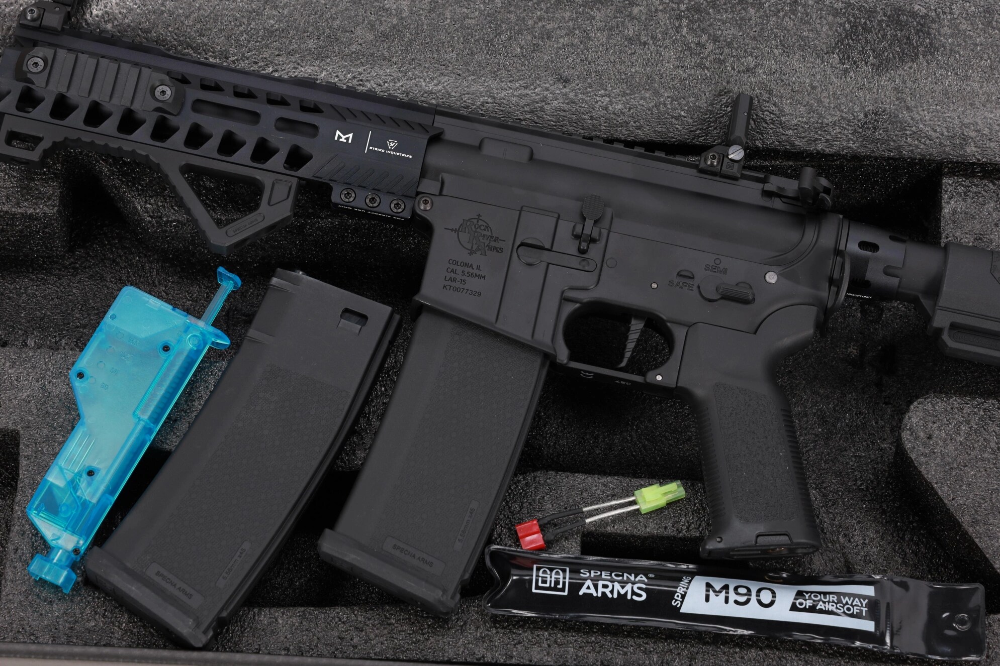 Karabinek szturmowy AEG Specna Arms RRA SA-E17 Edge HAL 2 ETU Light Ops Stock Gen. 2 - Black