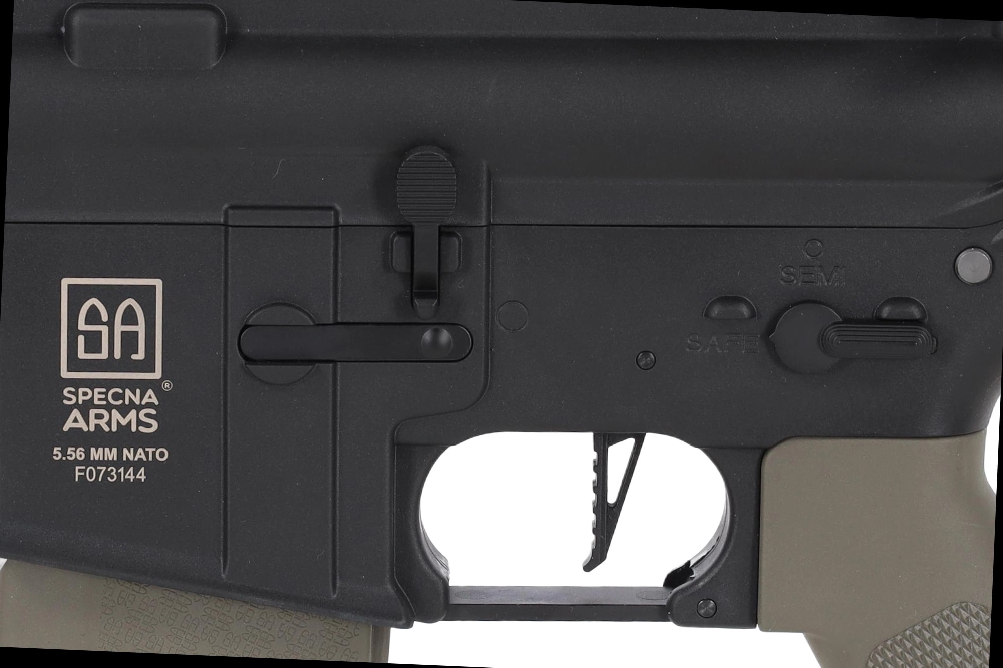 Karabinek szturmowy AEG Specna Arms SA-F03 FLEX Light Ops Stock HAL ETU Gen.2 - Olive