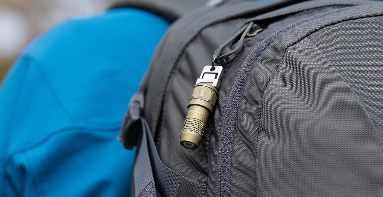 Latarka Olight iUltra Olive Green - 80 lumenów