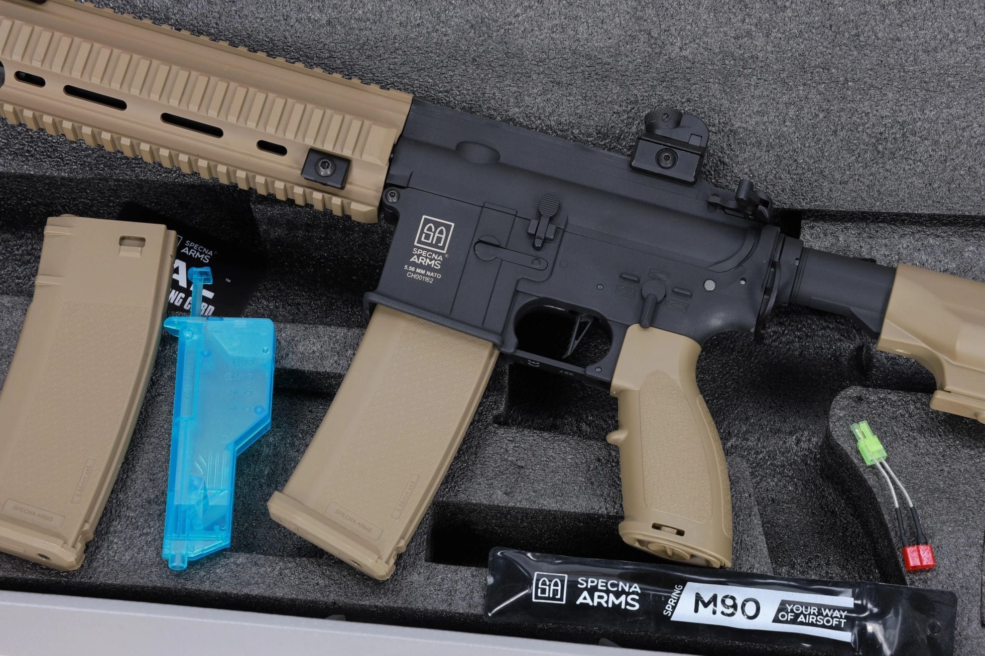 Karabinek szturmowy AEG Specna Arms SA-CH29 CORE HAL ETU Gen.2 - Half Tan