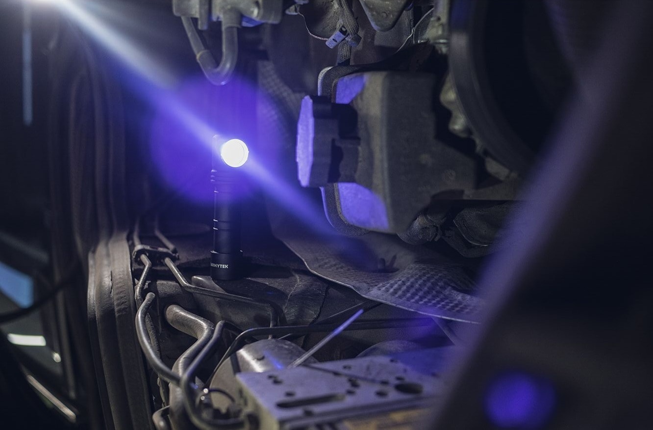 Налобний кутовий ліхтарик Armytek Wizard C2 Wizard WUV Magnet USB White PCB - 1100 люменів