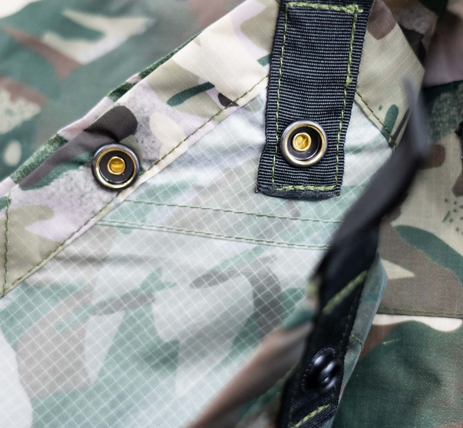 Płachta biwakowa Highlander Forces Basha Shelter - Arid MC Camo