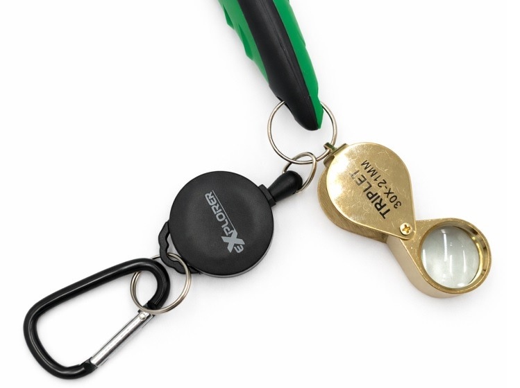 Szczotka wielofunkcyjna Explorer z lupą - Military Green