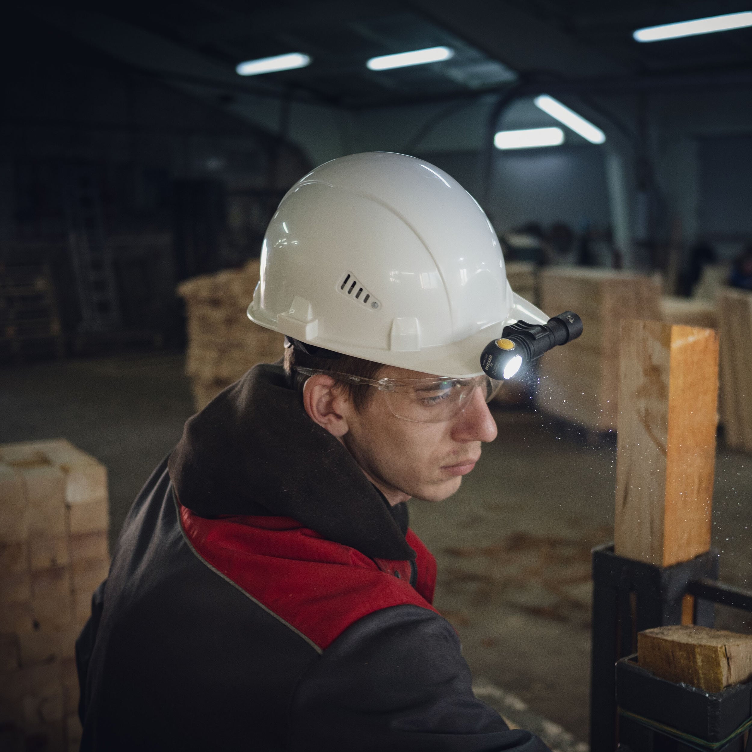 Latarka czołowa i kątowa Armytek Wizard C2 Magnet USB White PCB - 1200 lumenów