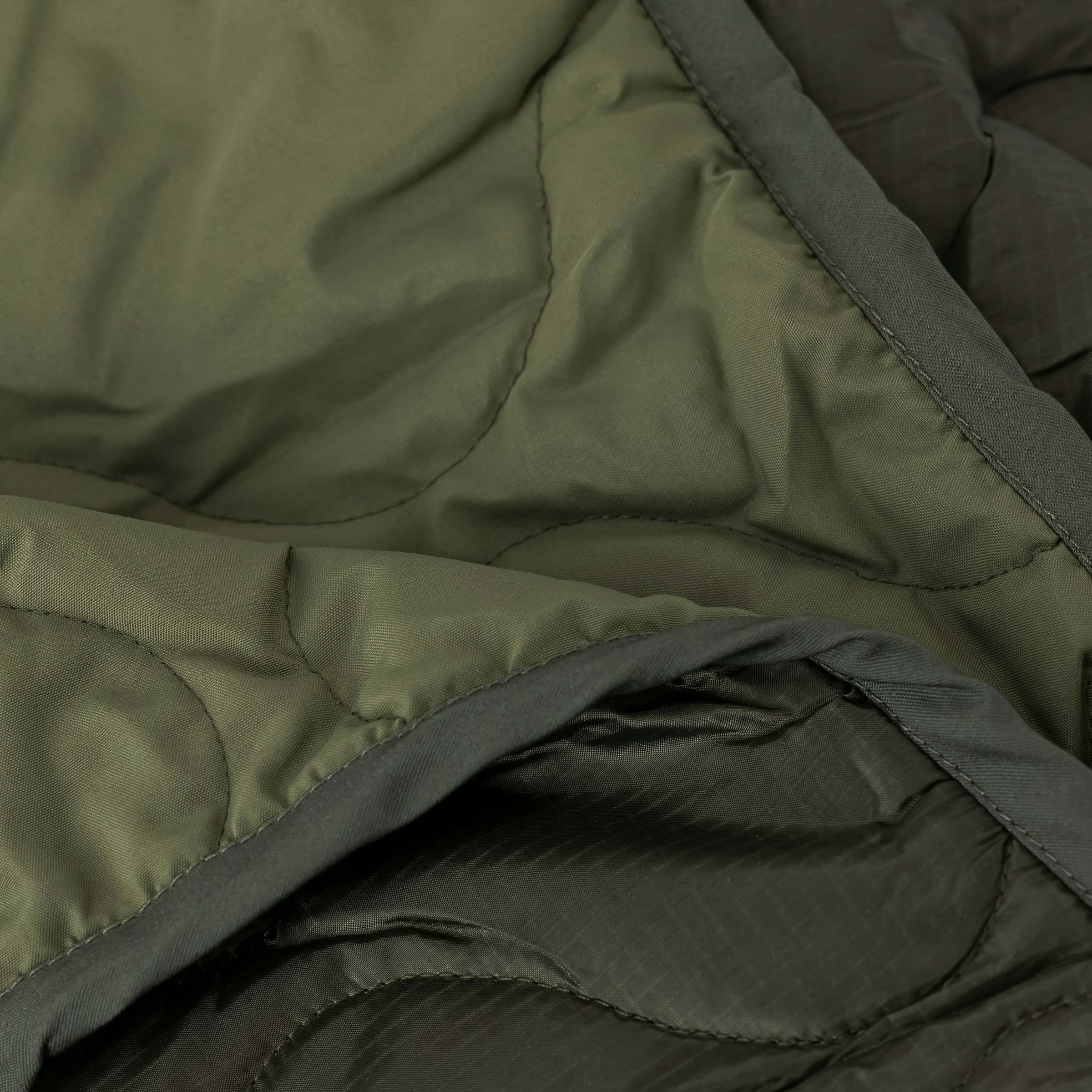 Koc Alpha Industries Packable Picknick Blanket - Dark Olive
