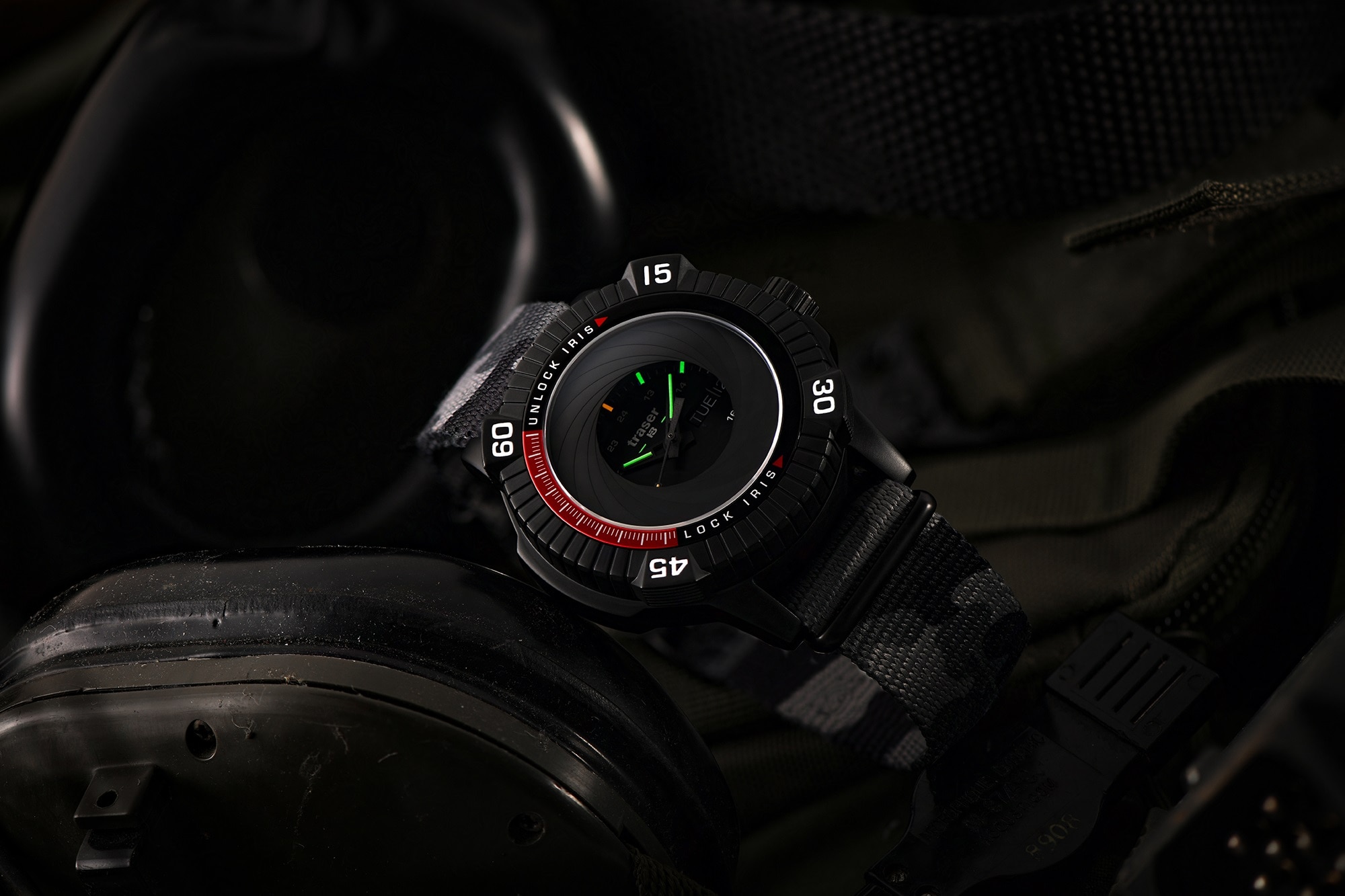 Zegarek Traser P99 Iris TS - Khaki