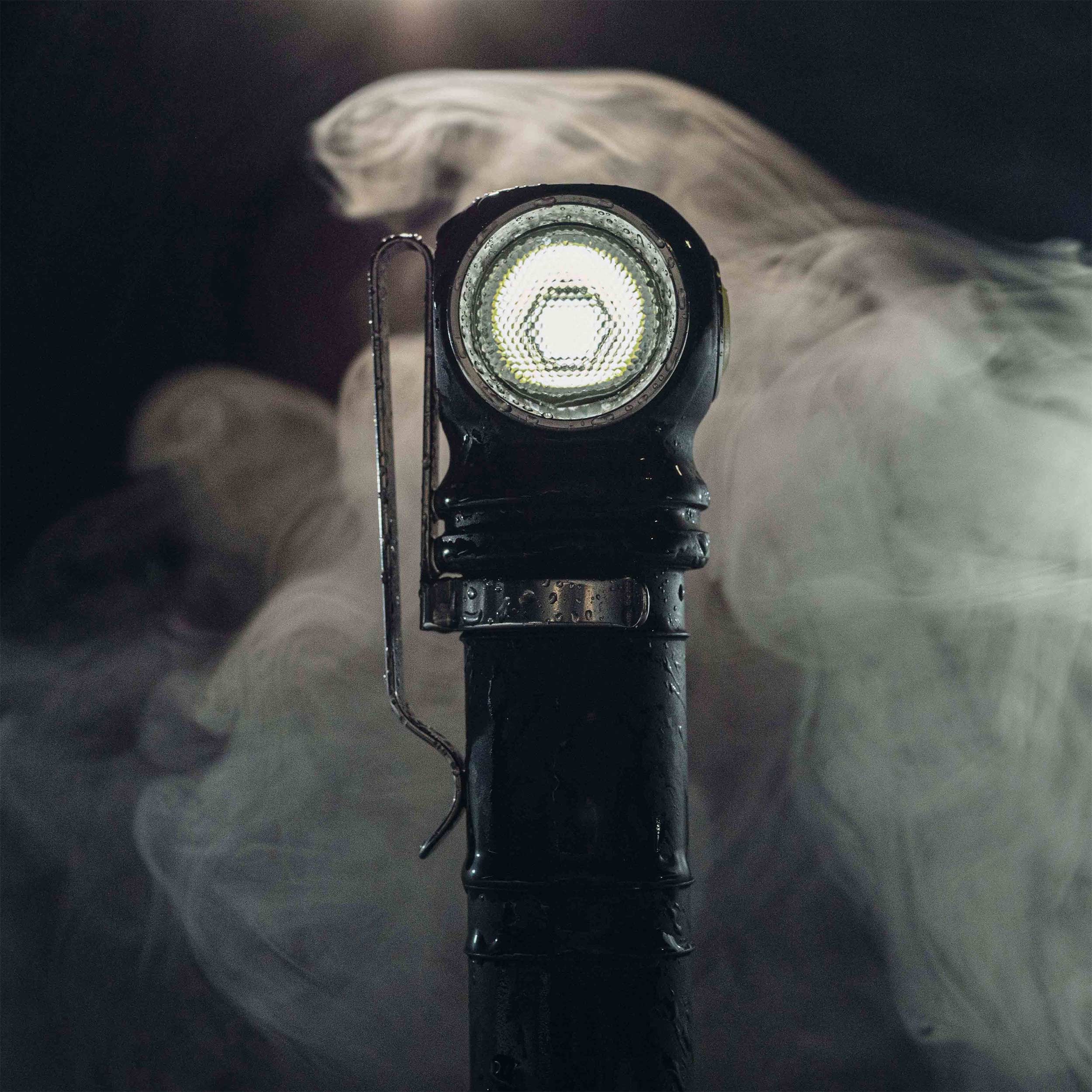 Latarka czołowa i kątowa Armytek Wizard C2 Pro MAX CW PCB - 4000 lumenów